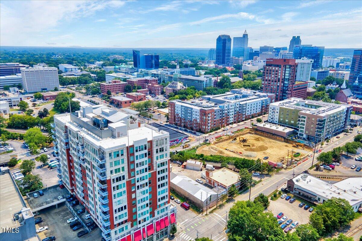 400 W North Street # 1602