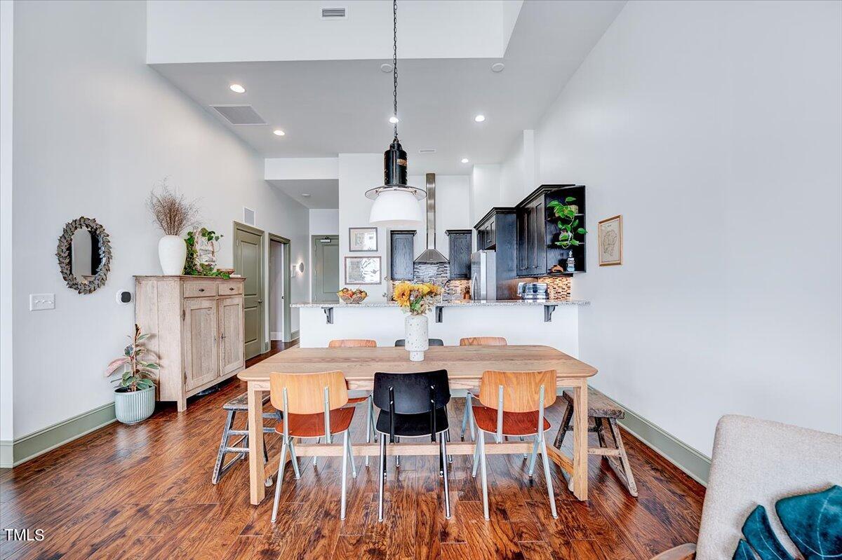 400 W North Street # 1602