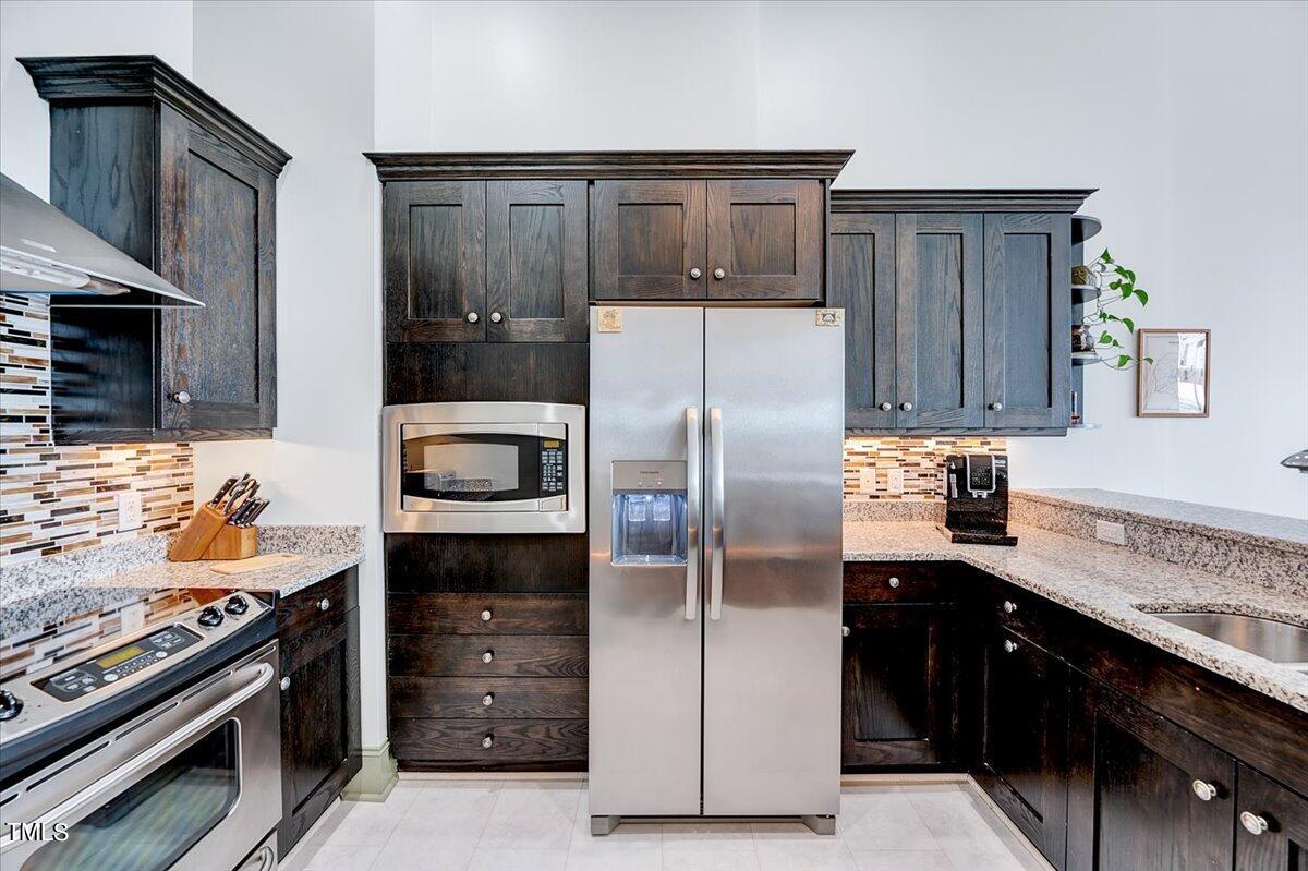 400 W North Street # 1602