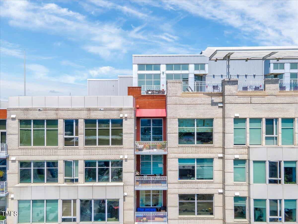 400 W North Street # 1602