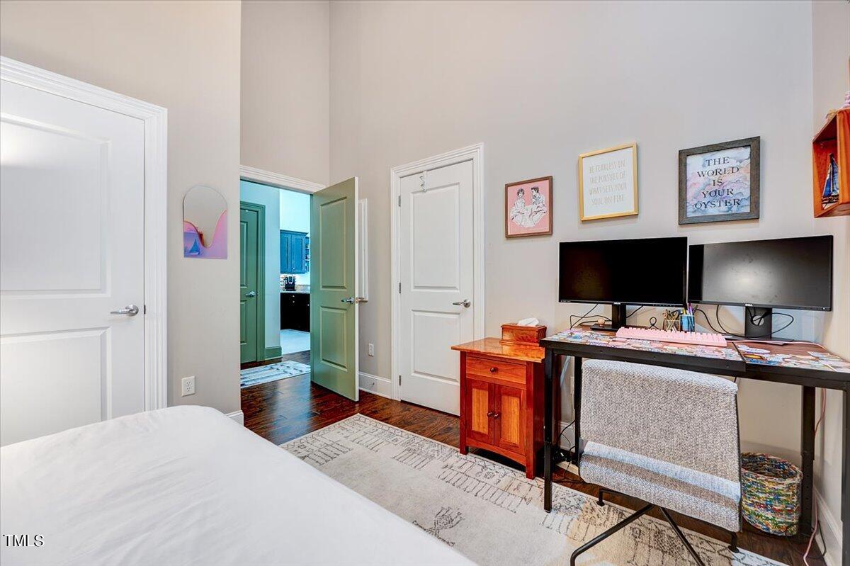 400 W North Street # 1602