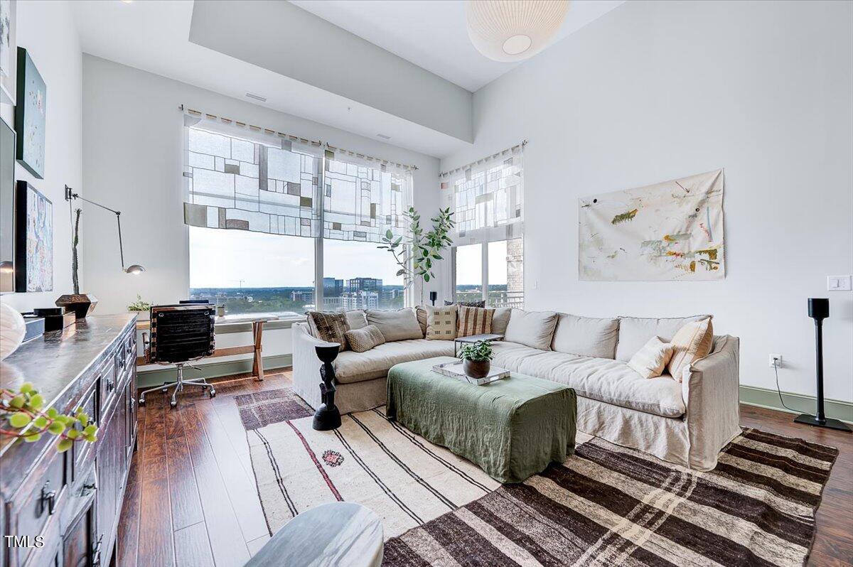 400 W North Street # 1602
