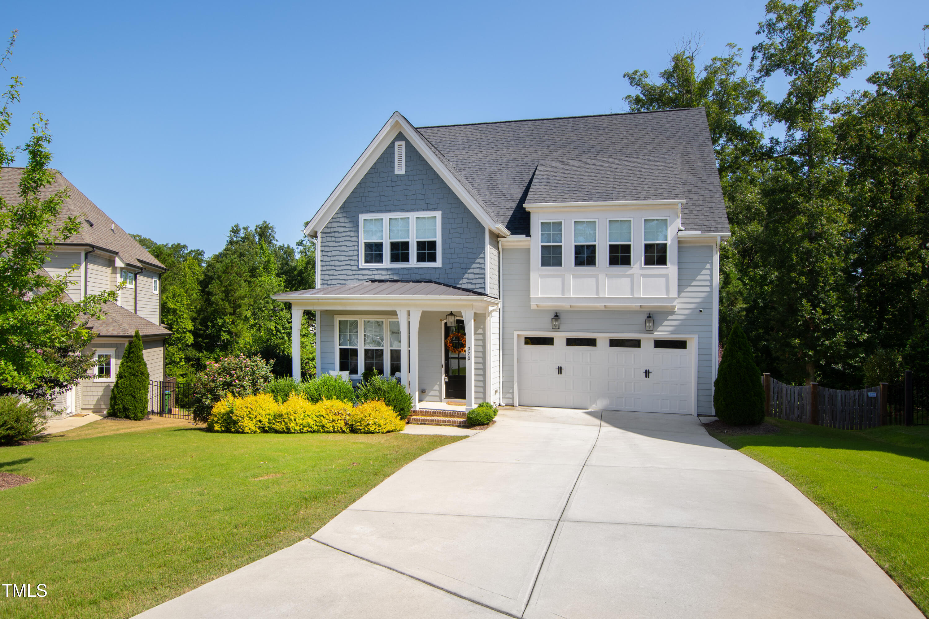 320 Harewood Place