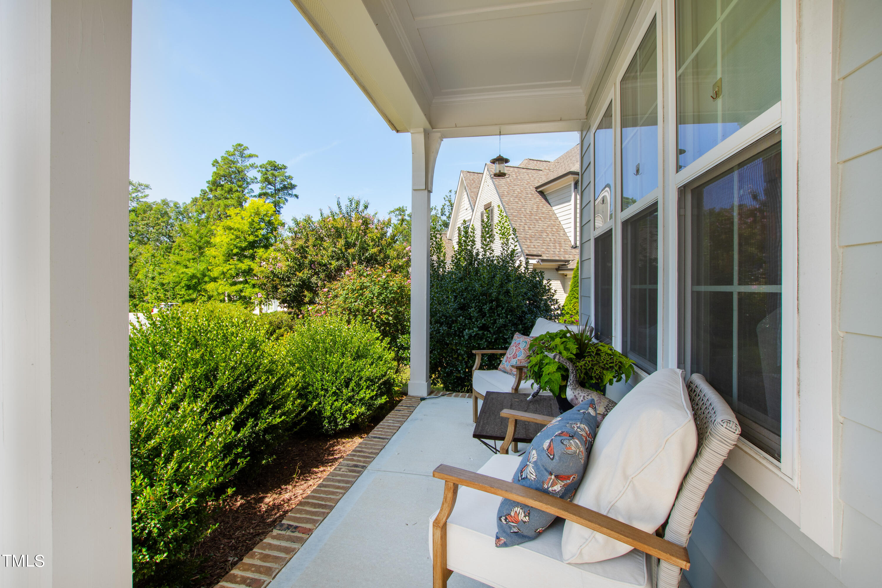 320 Harewood Place