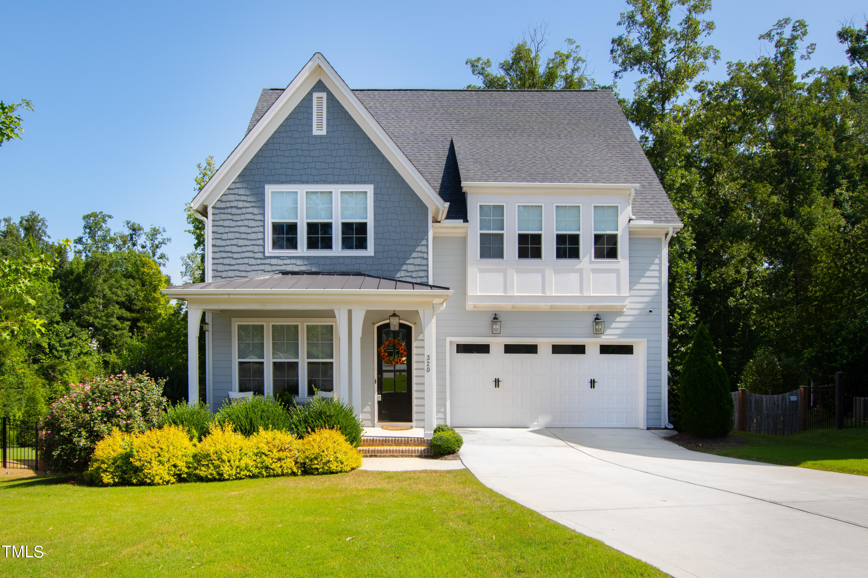 320 Harewood Place