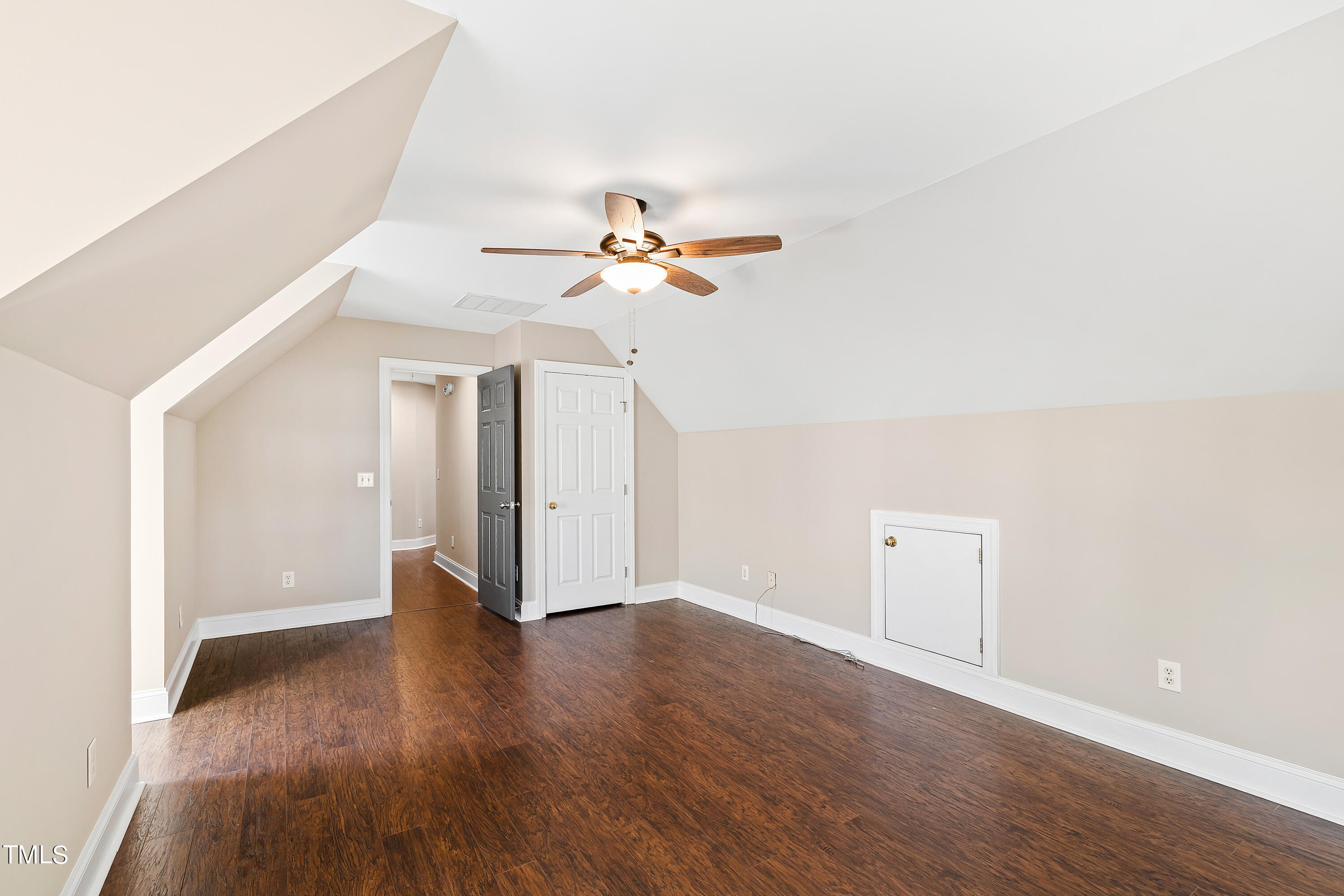 2804 Hunters Retreat Court