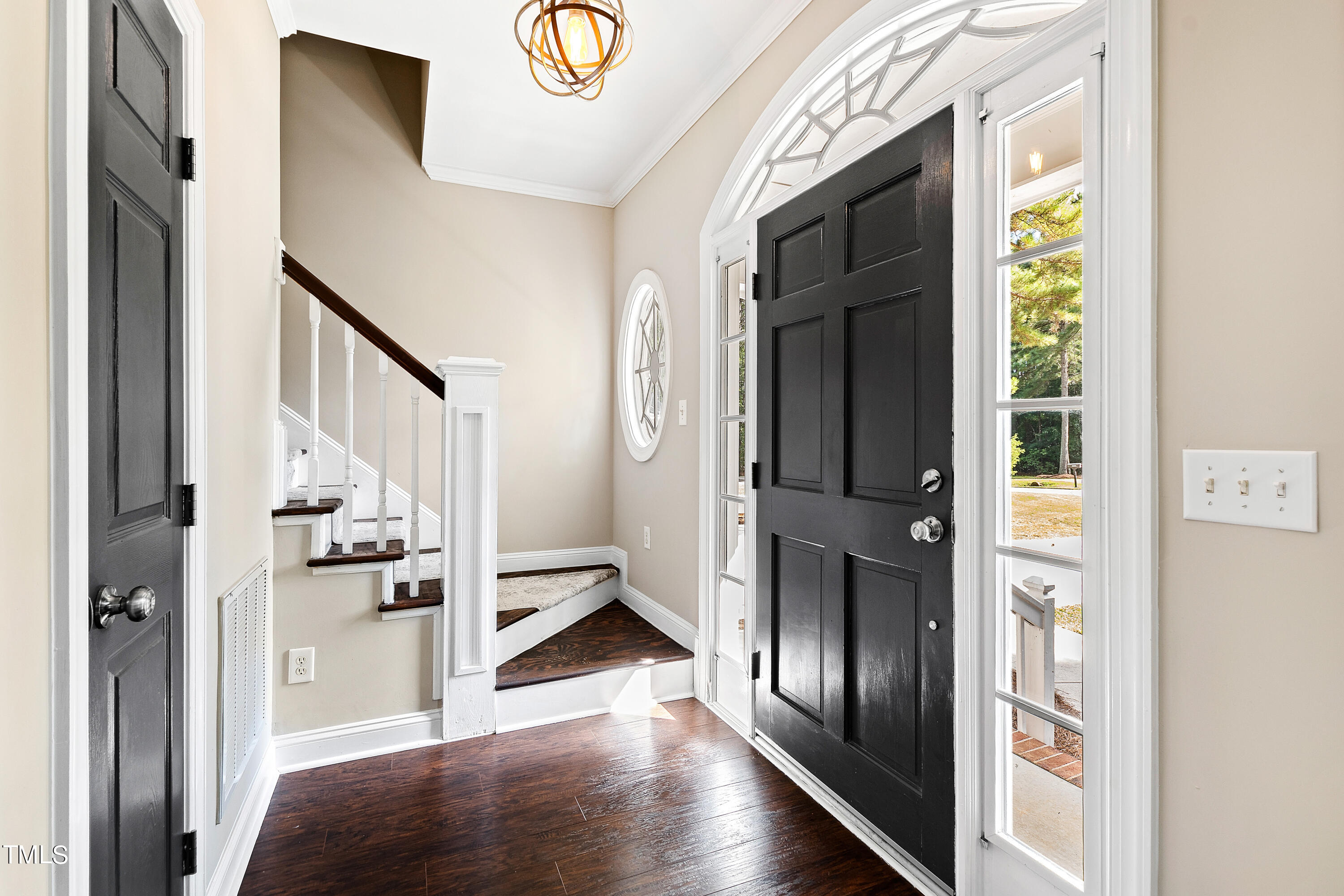 2804 Hunters Retreat Court