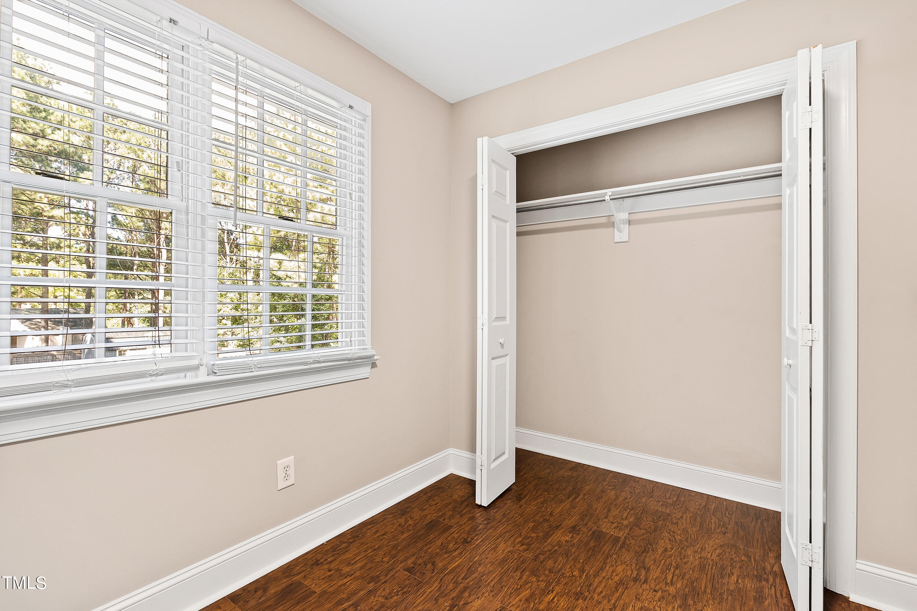 2804 Hunters Retreat Court