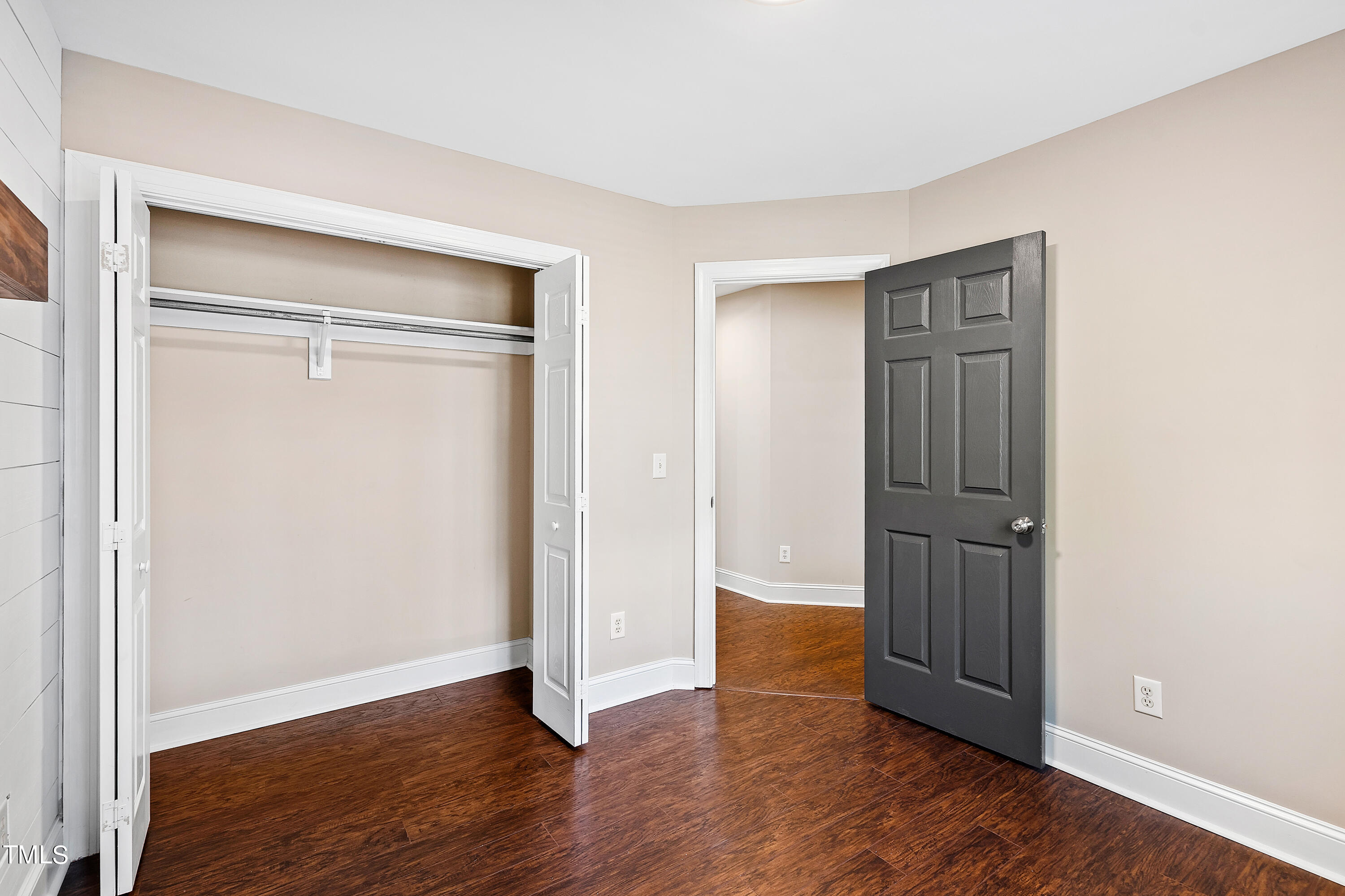 2804 Hunters Retreat Court