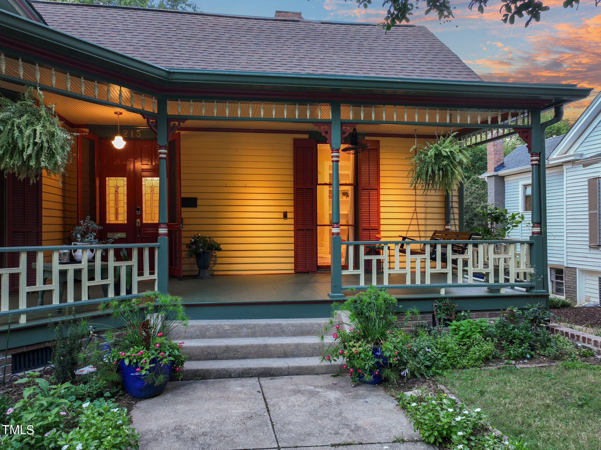 215 N East Street