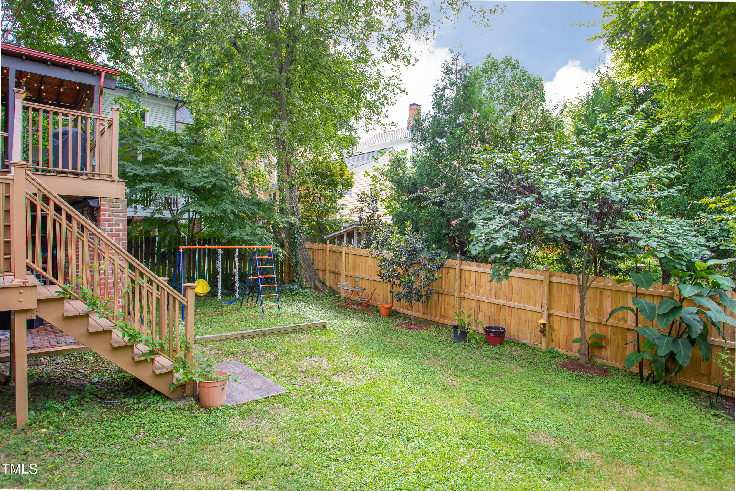 215 N East Street