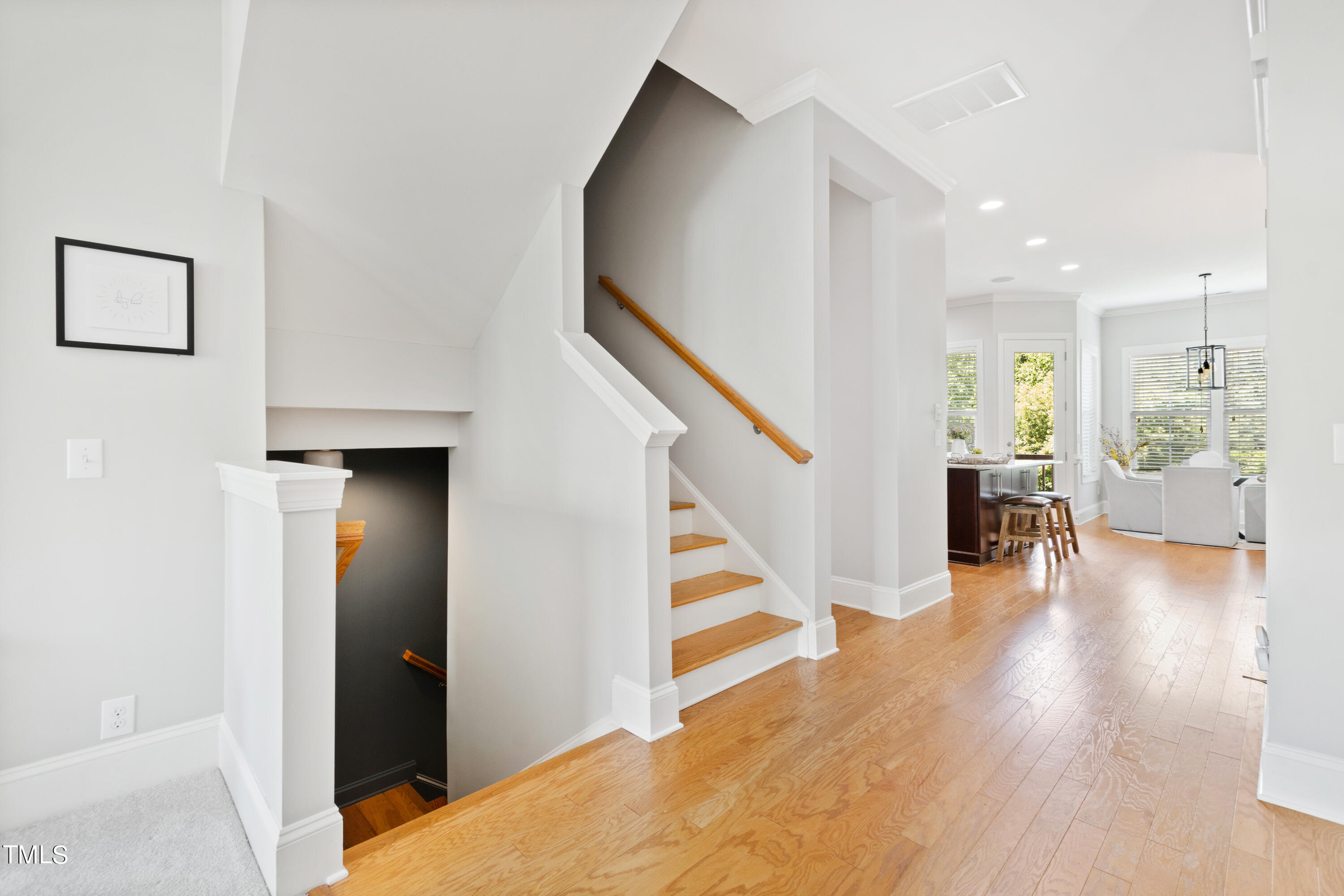 216 Allister Drive