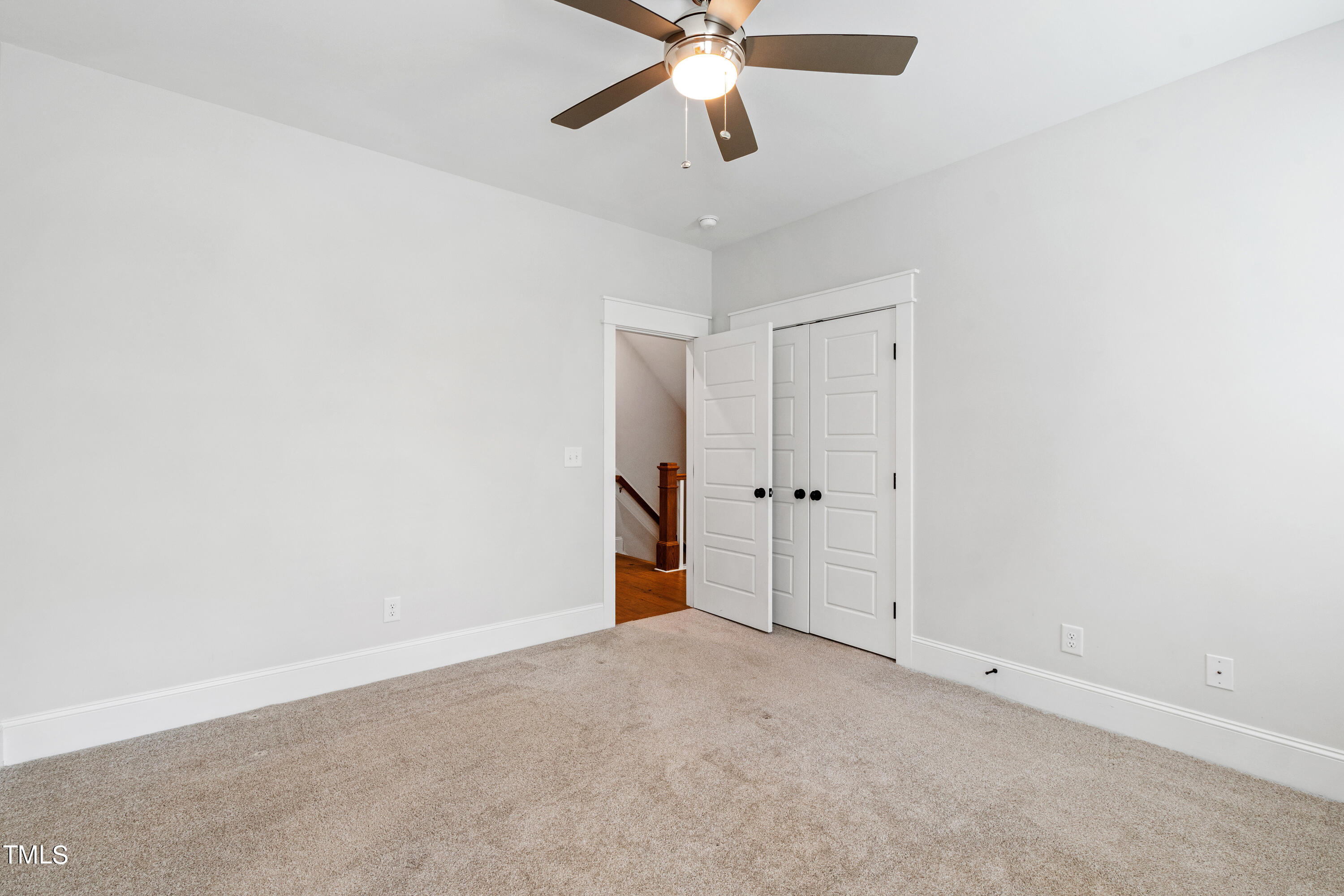 1509 Rock Dove Way