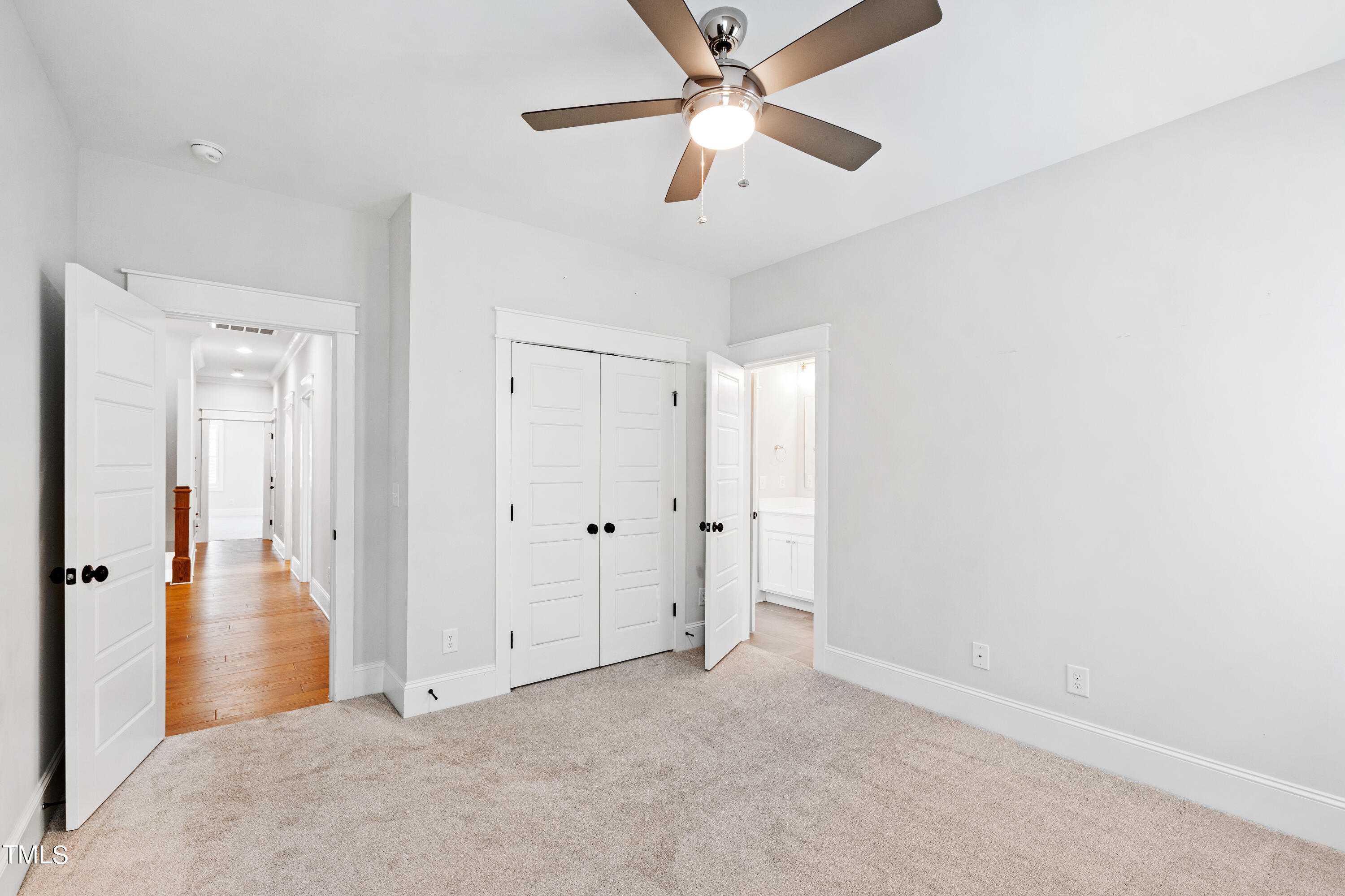 1509 Rock Dove Way