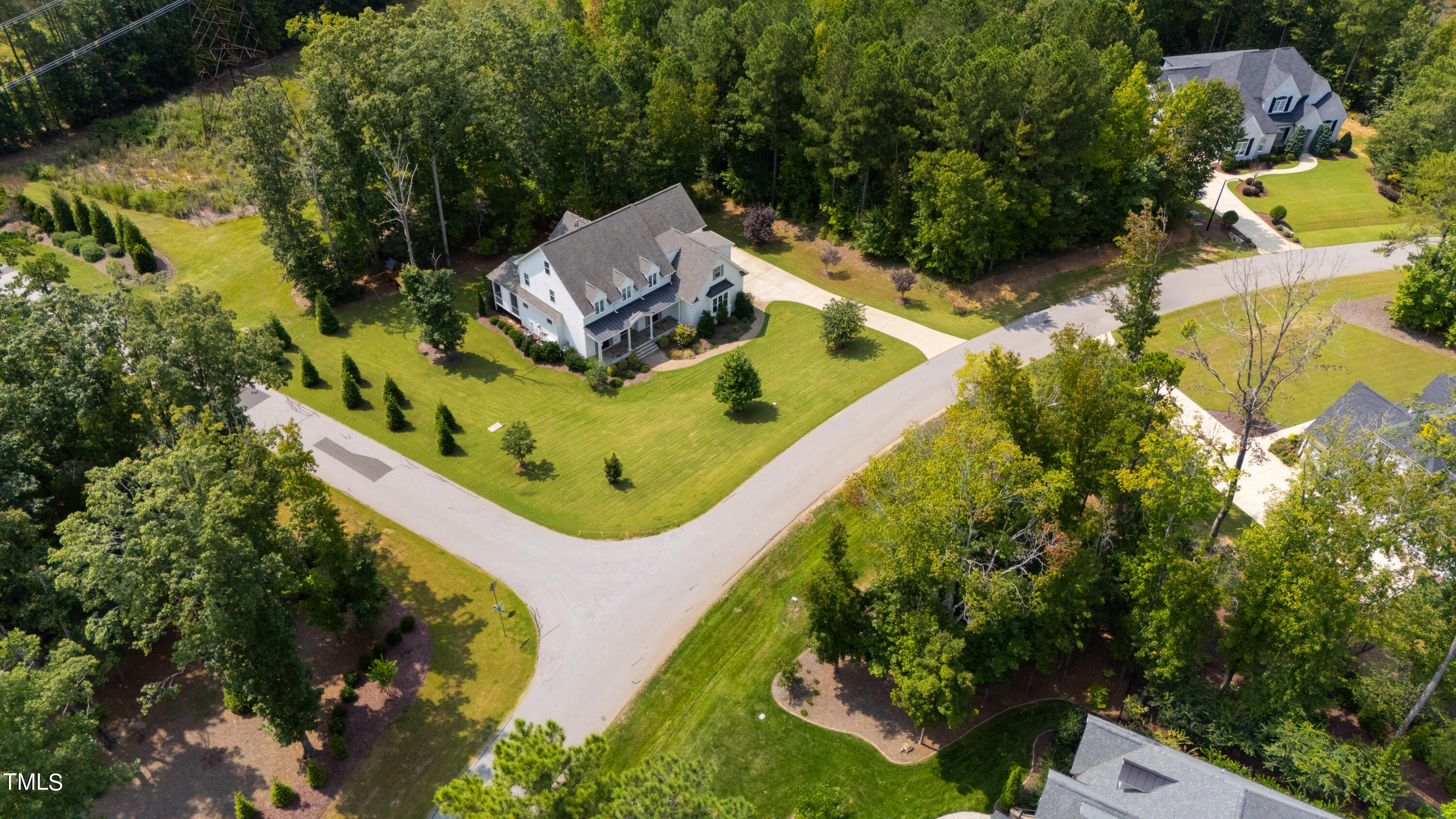 1509 Rock Dove Way