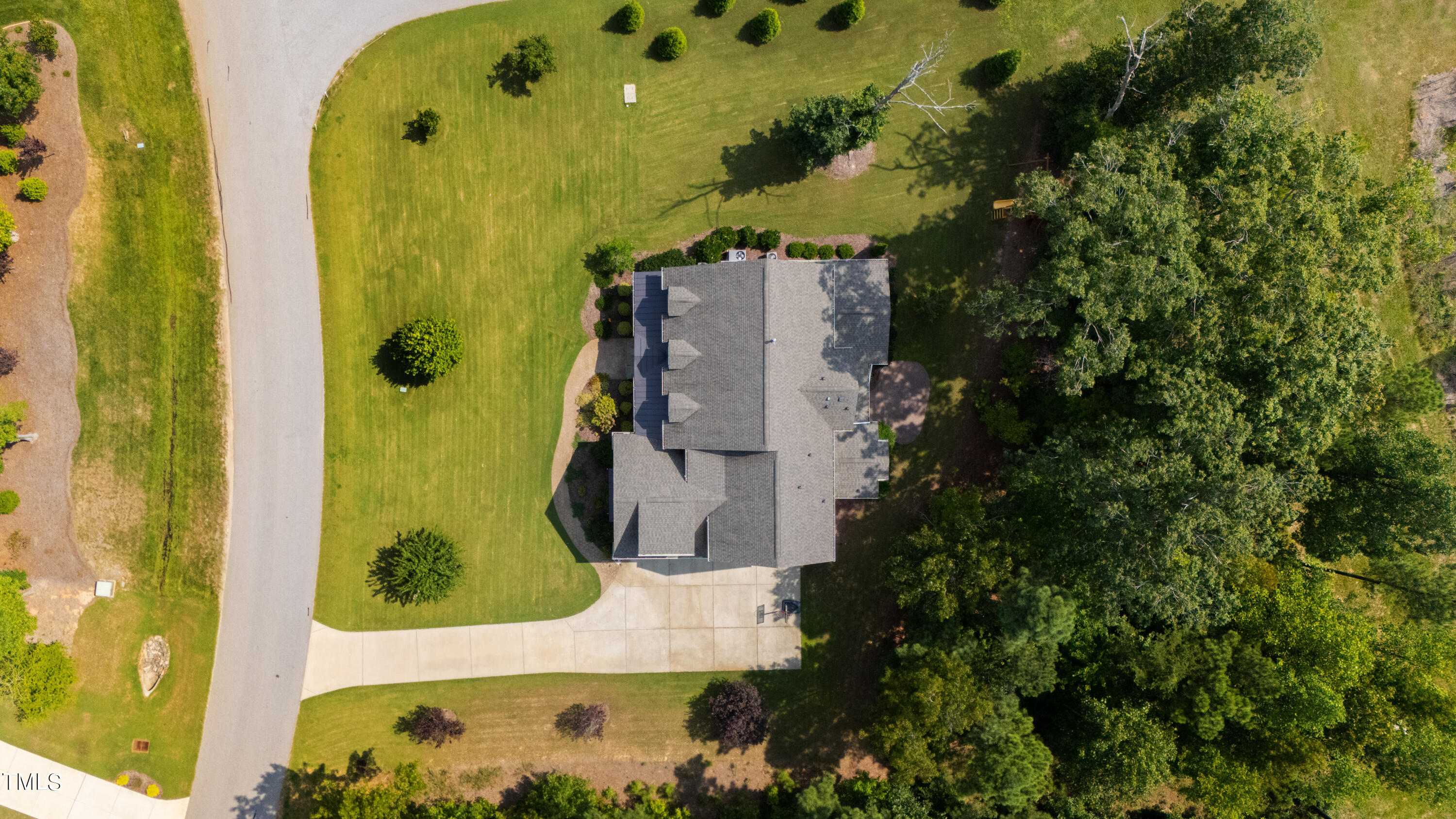 1509 Rock Dove Way