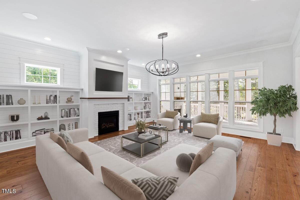 1509 Rock Dove Way