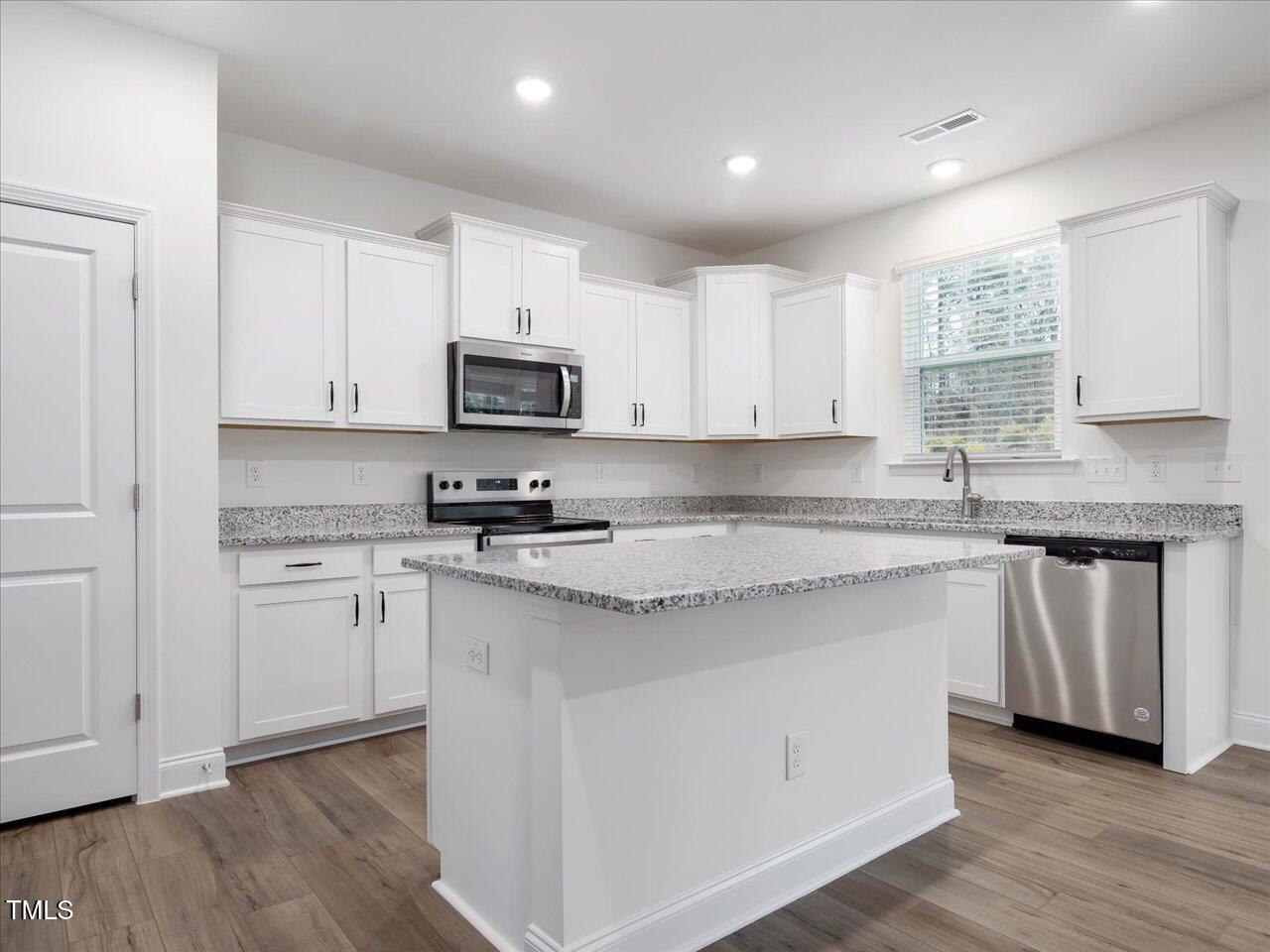 1208 Randwick Valley Ct