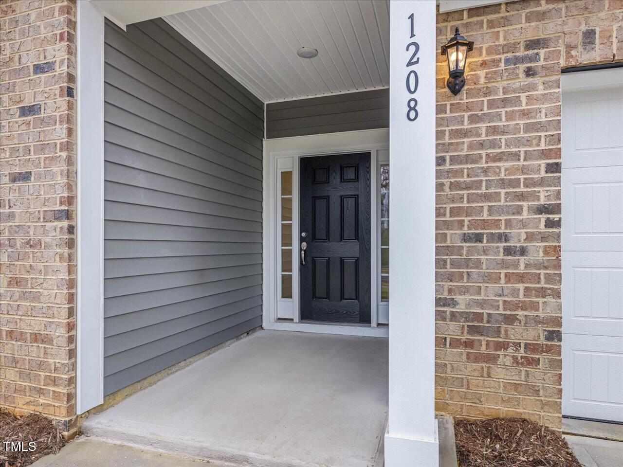 1208 Randwick Valley Ct