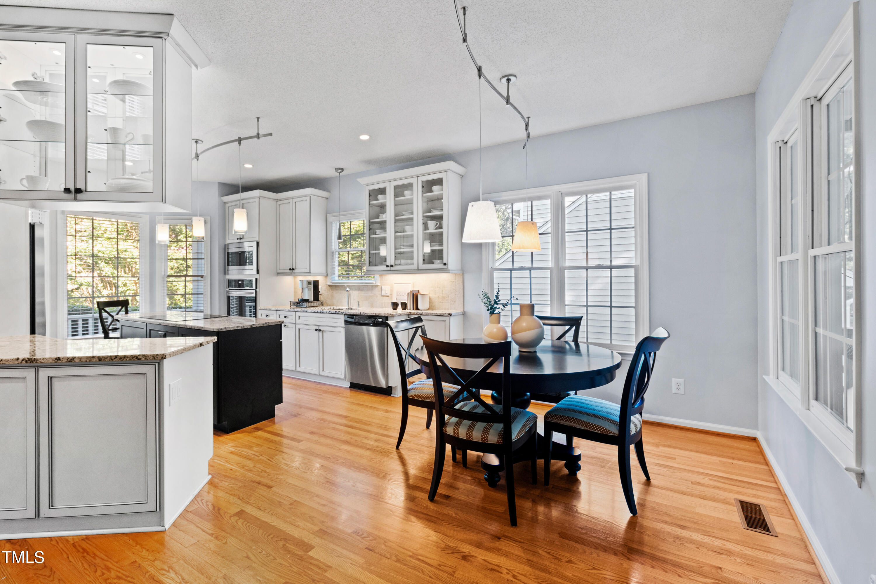 4 Creeks Edge Court