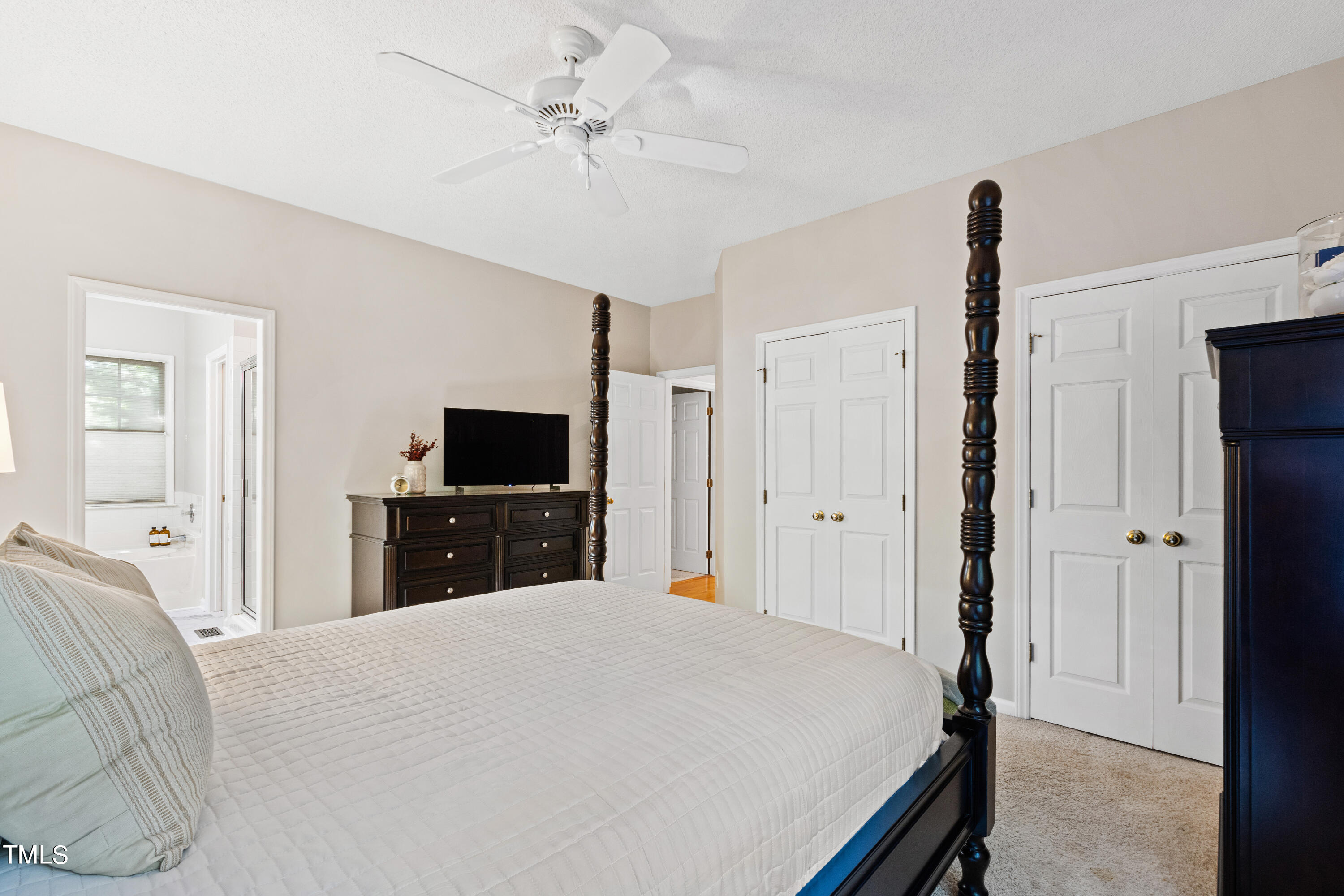 4 Creeks Edge Court