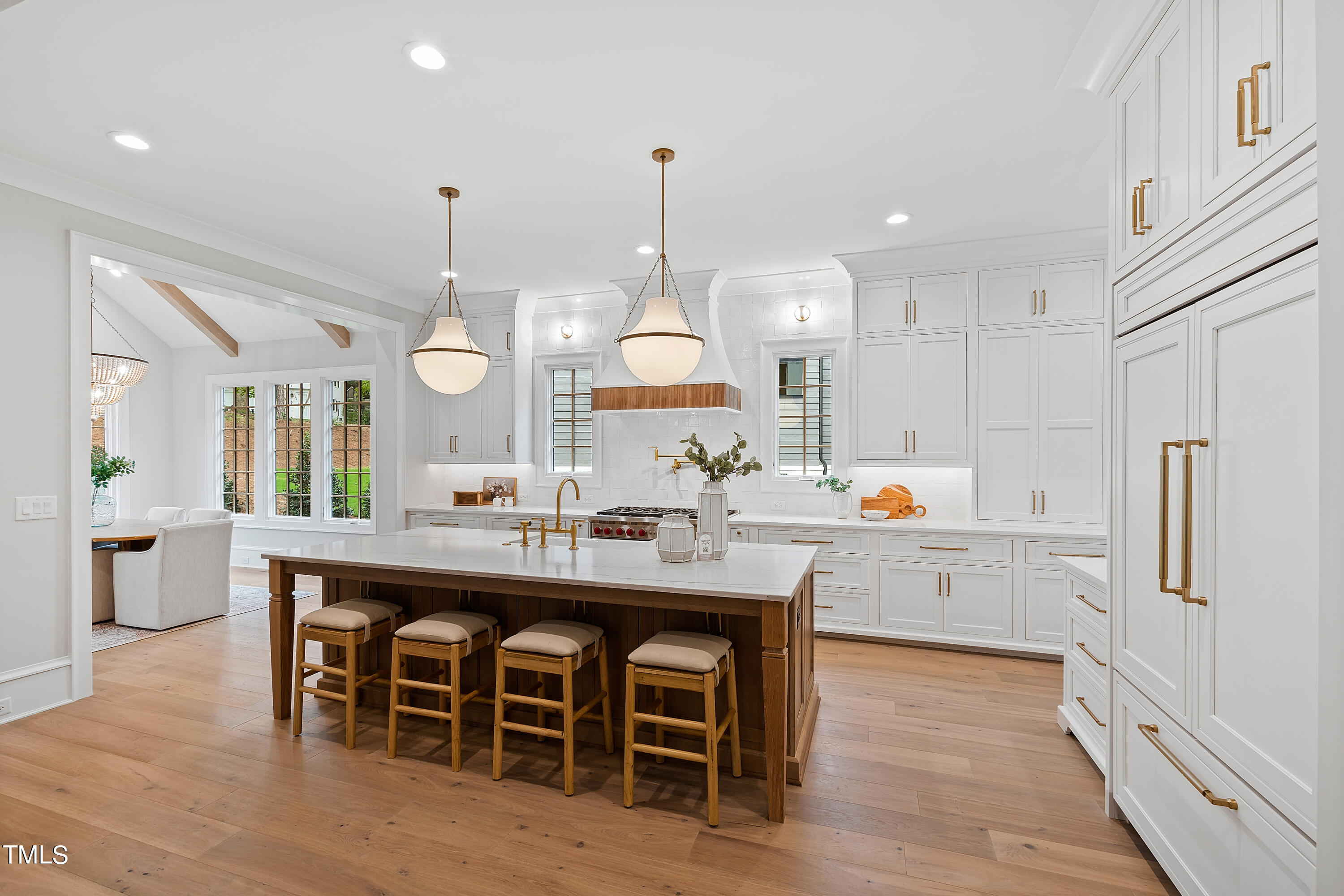 1402 Hunting Ridge Road