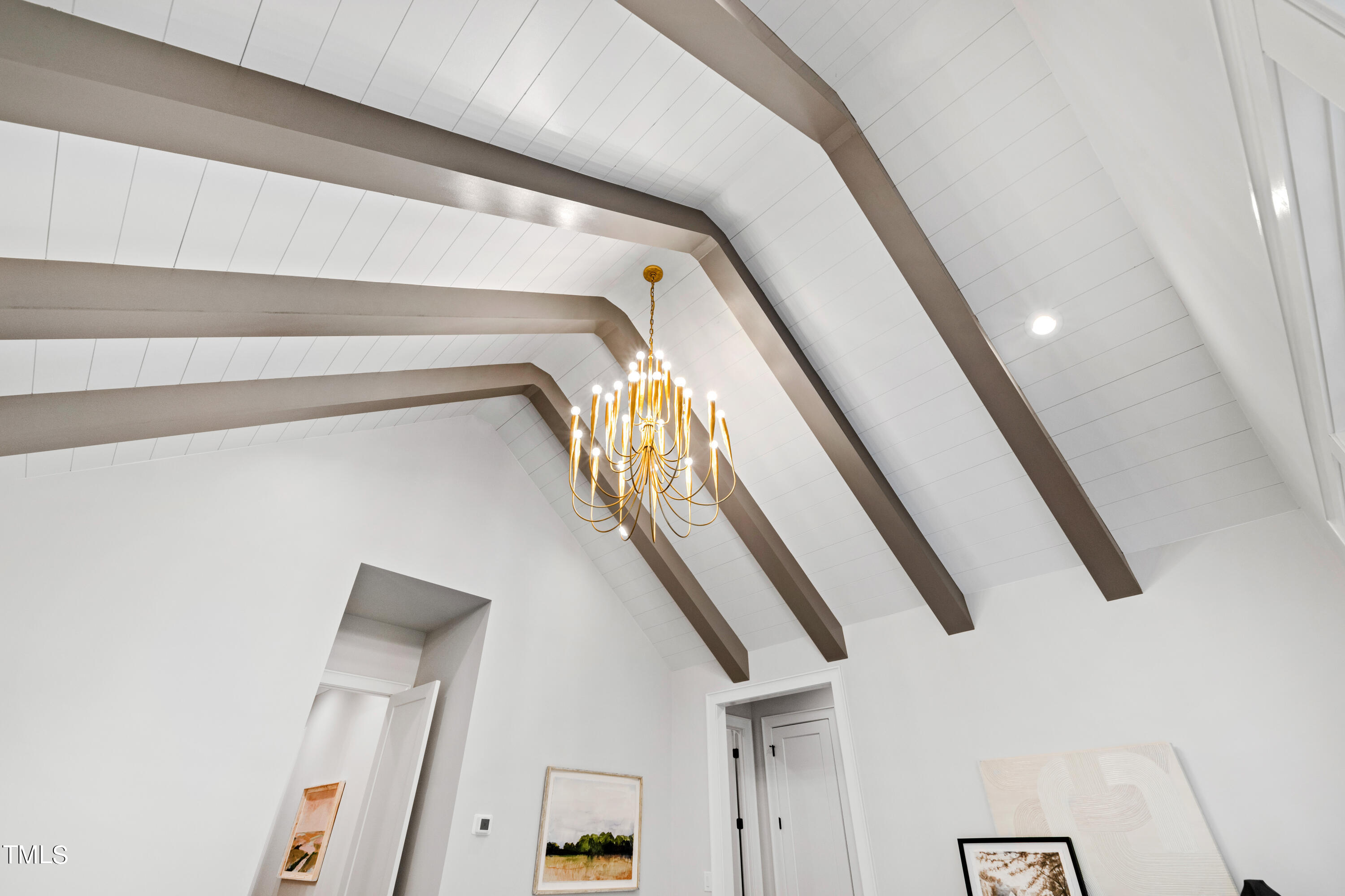 1402 Hunting Ridge Road