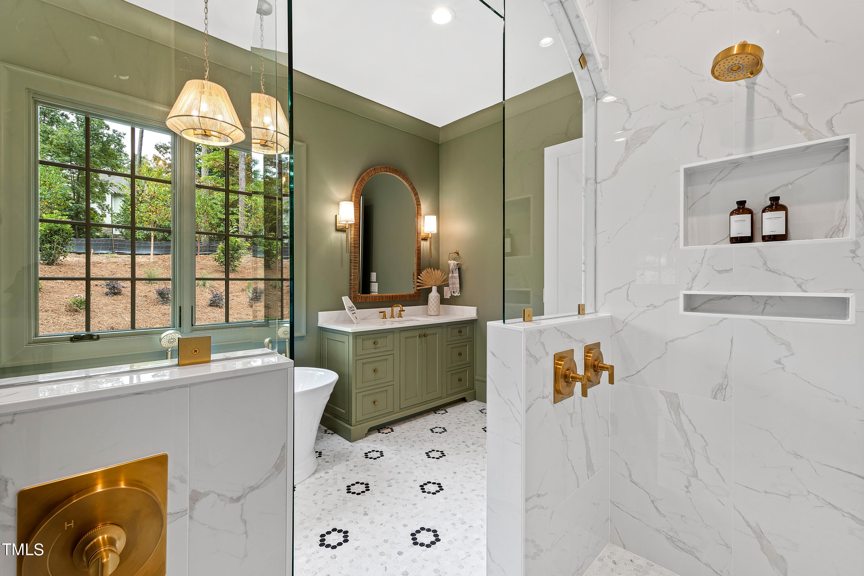 1402 Hunting Ridge Road