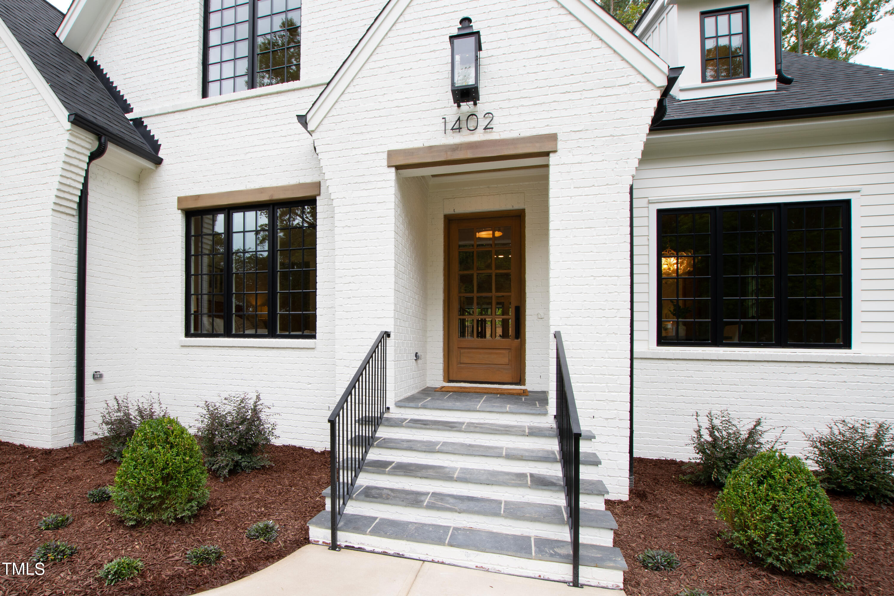 1402 Hunting Ridge Road