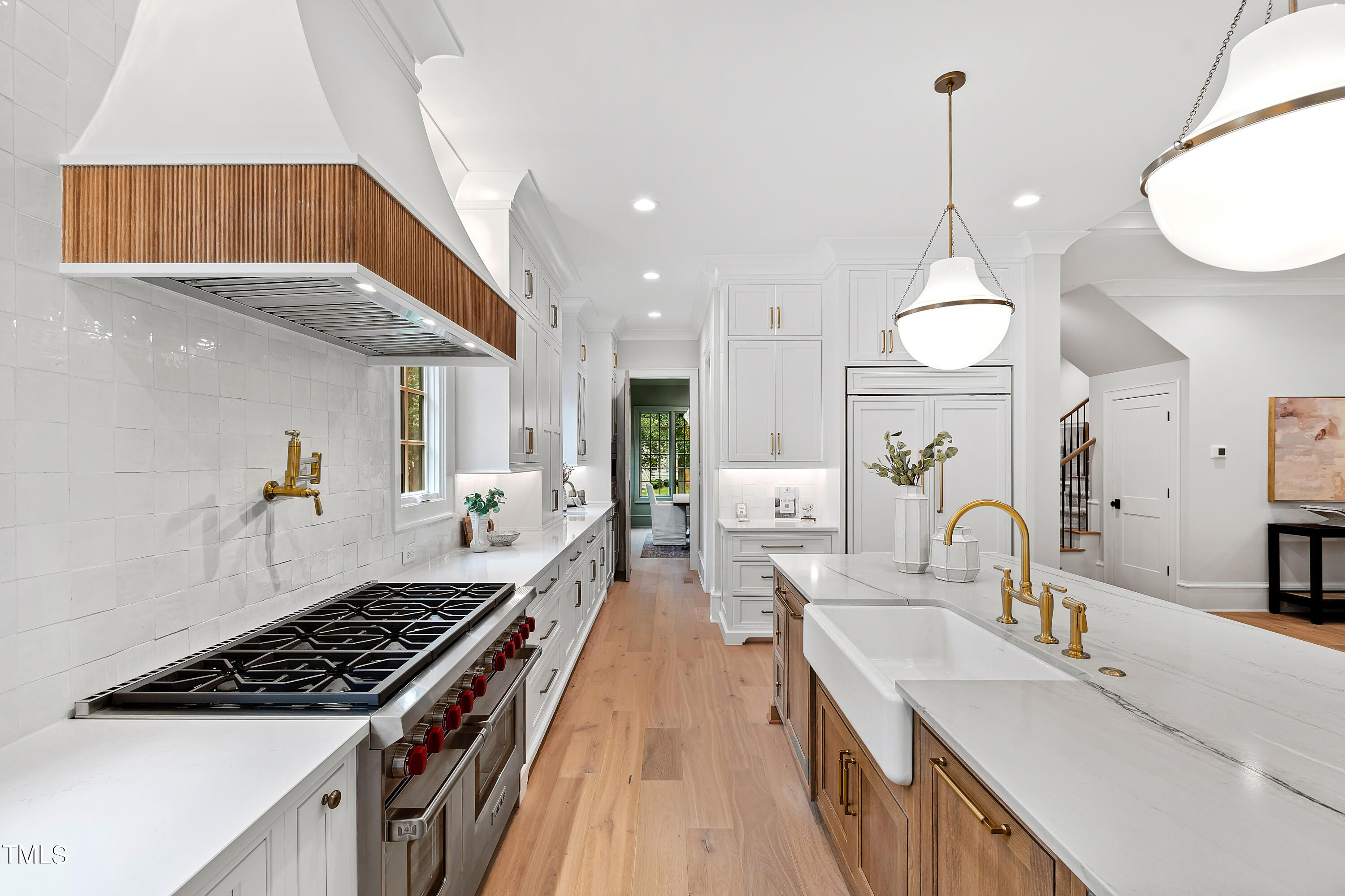 1402 Hunting Ridge Road