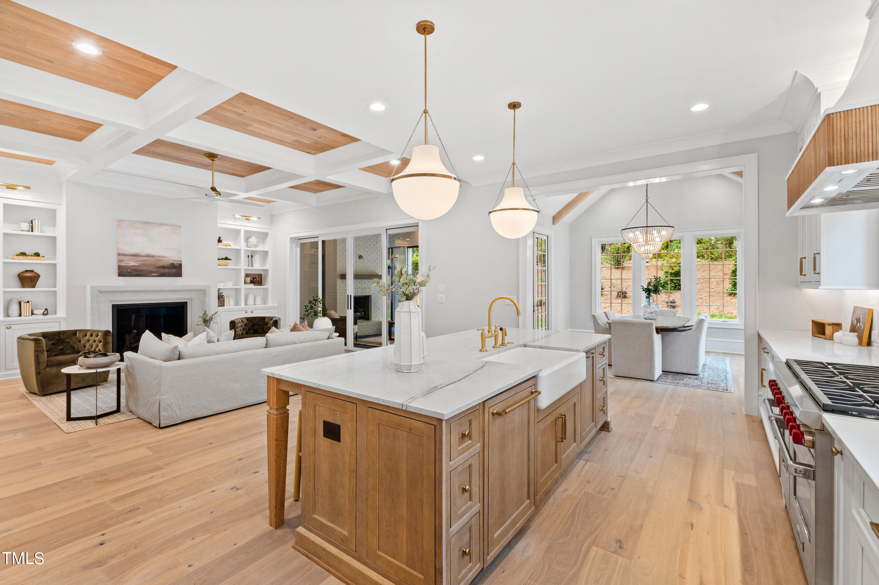 1402 Hunting Ridge Road