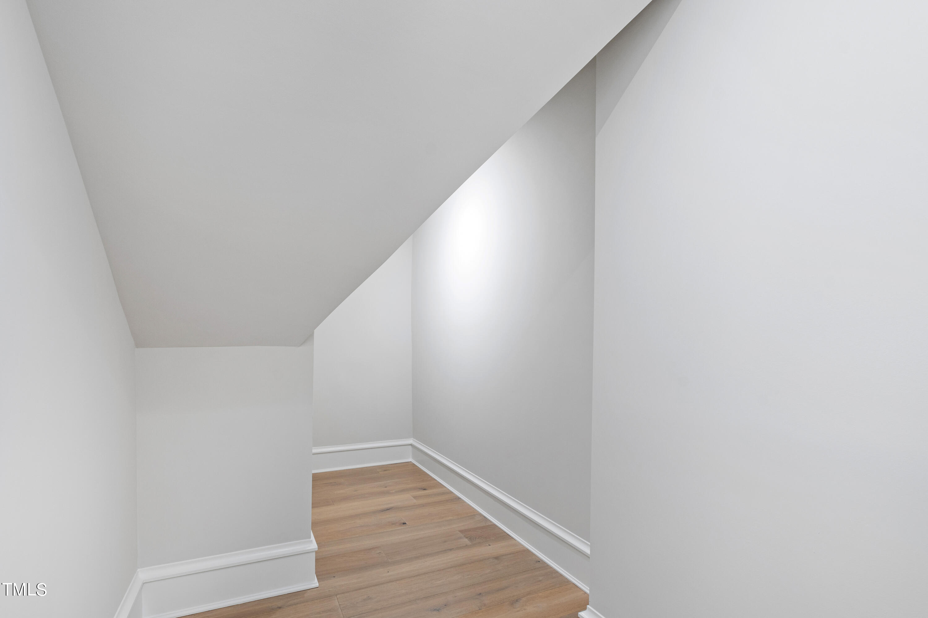 1402 Hunting Ridge Road