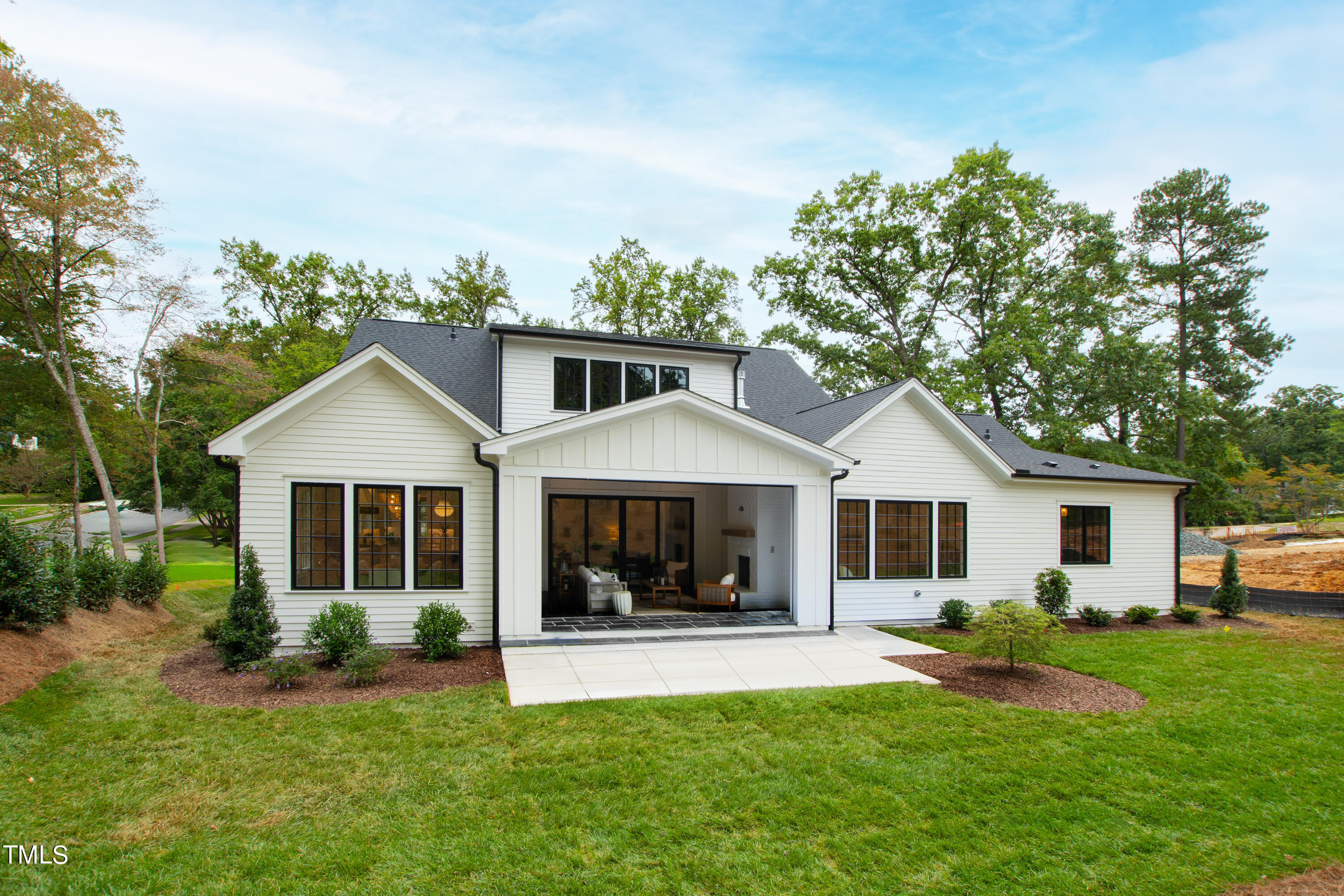1402 Hunting Ridge Road