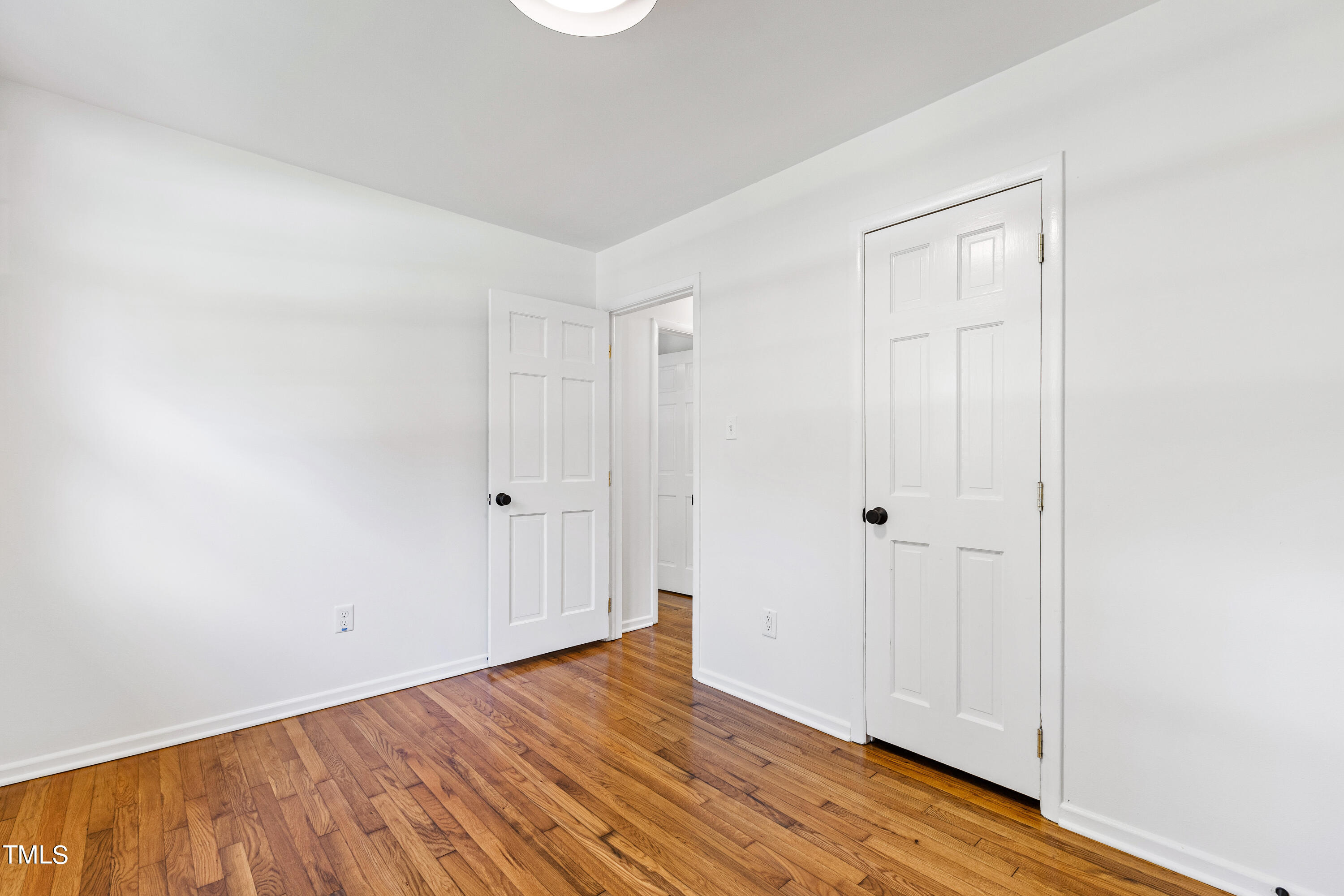 3505 Apache Drive
