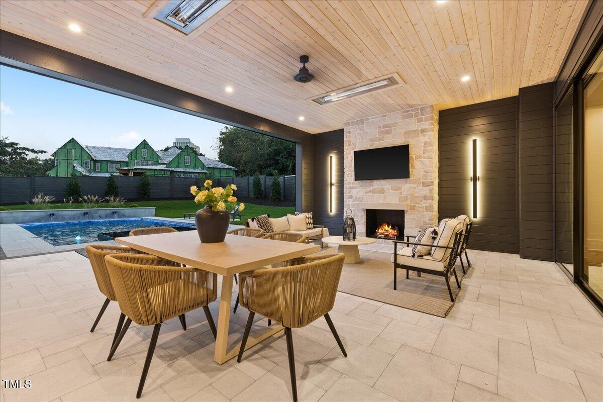 222 Reynolds Road
