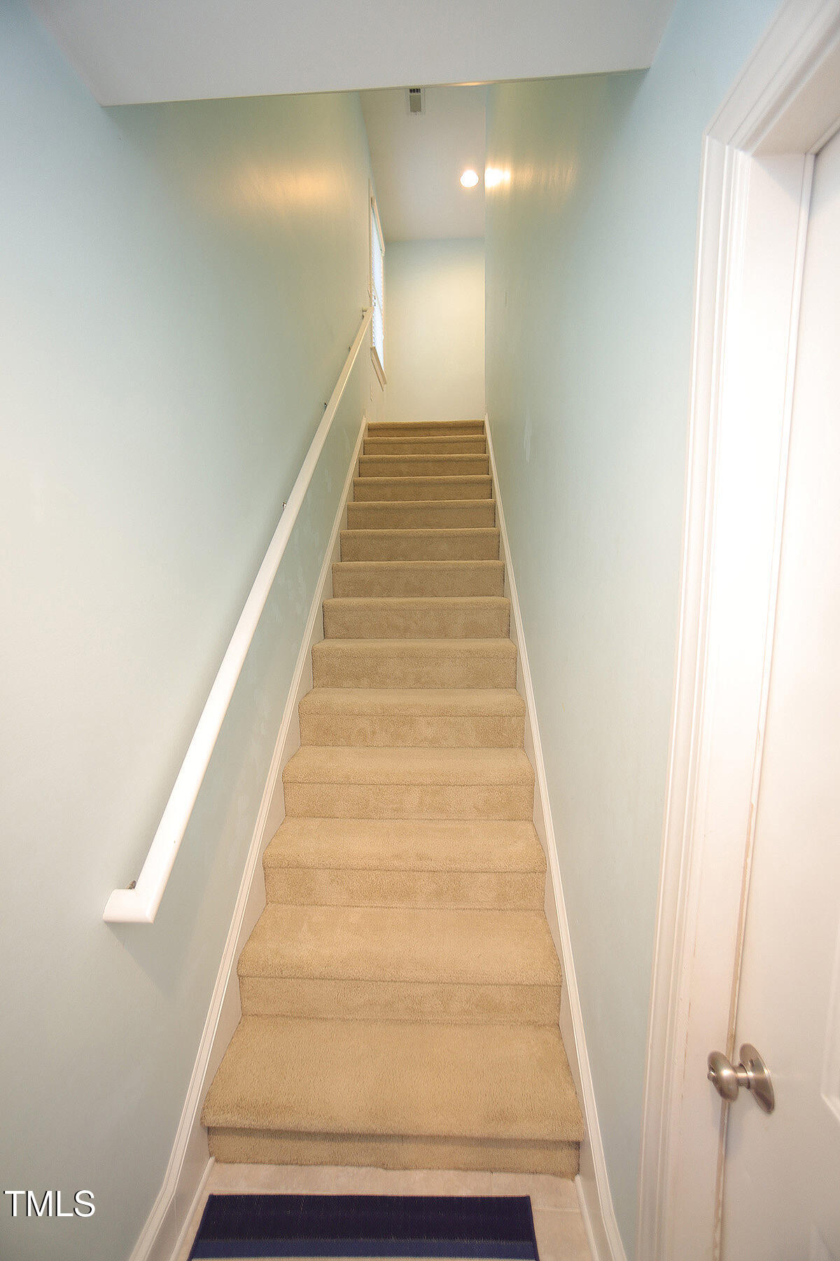 15712 Wickershire Court