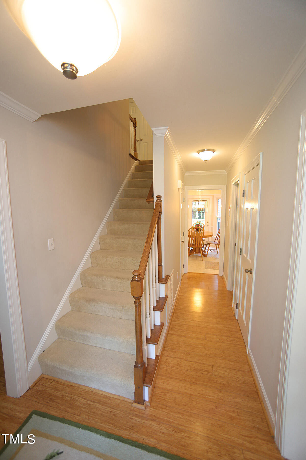 15712 Wickershire Court
