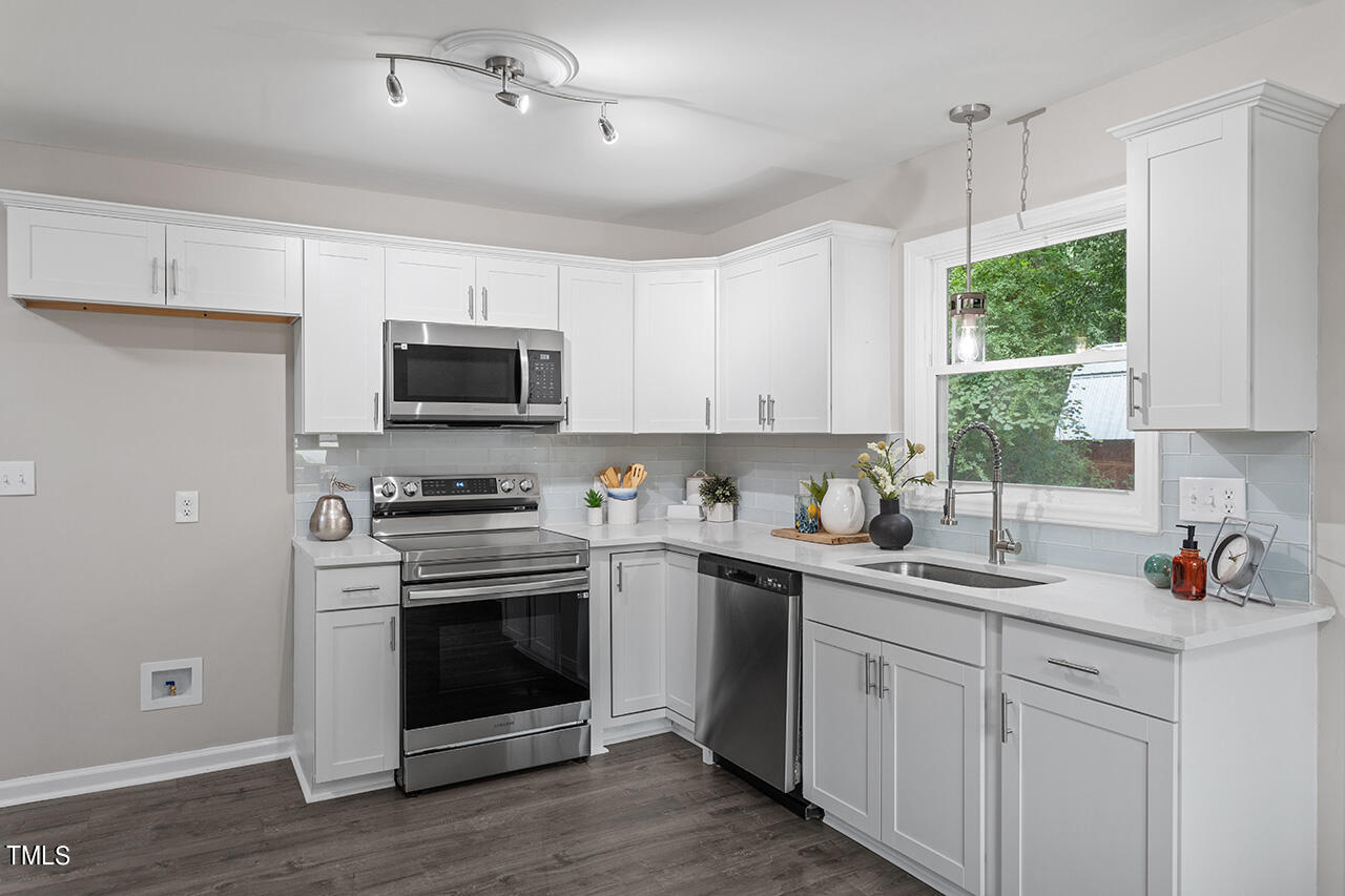 176 W Haywood Street