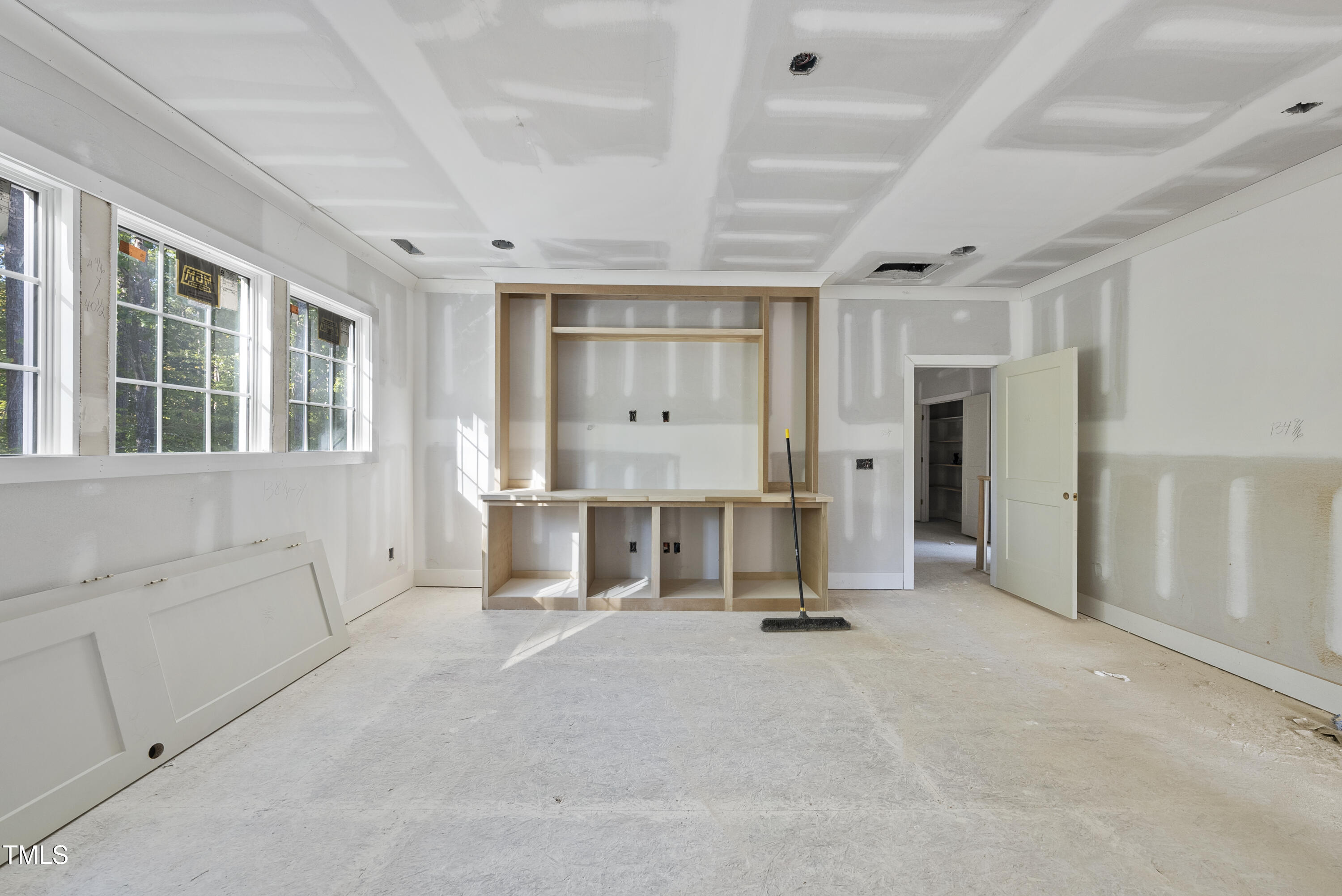 1505 Lake Adventure Court