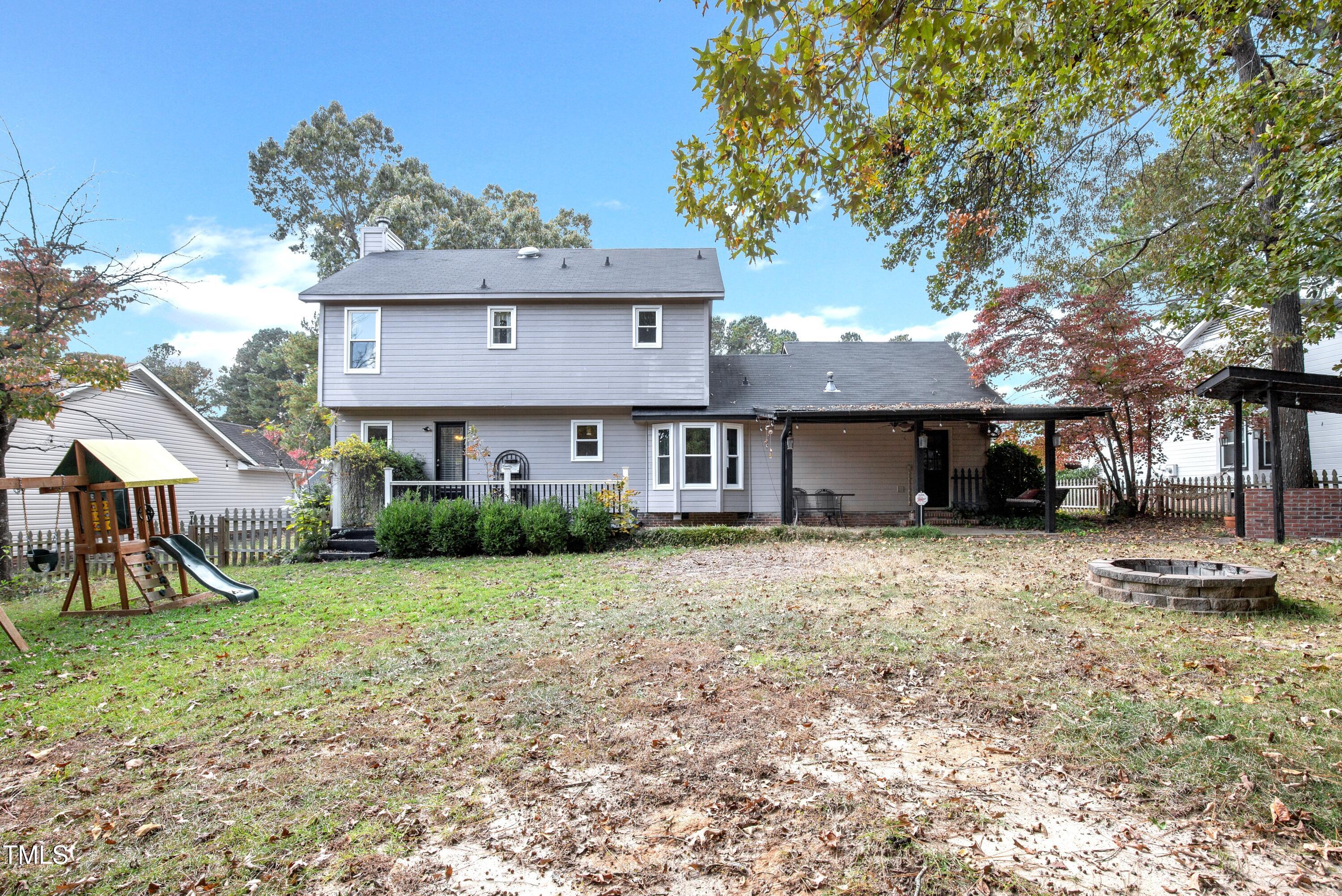 937 Flintwood Road