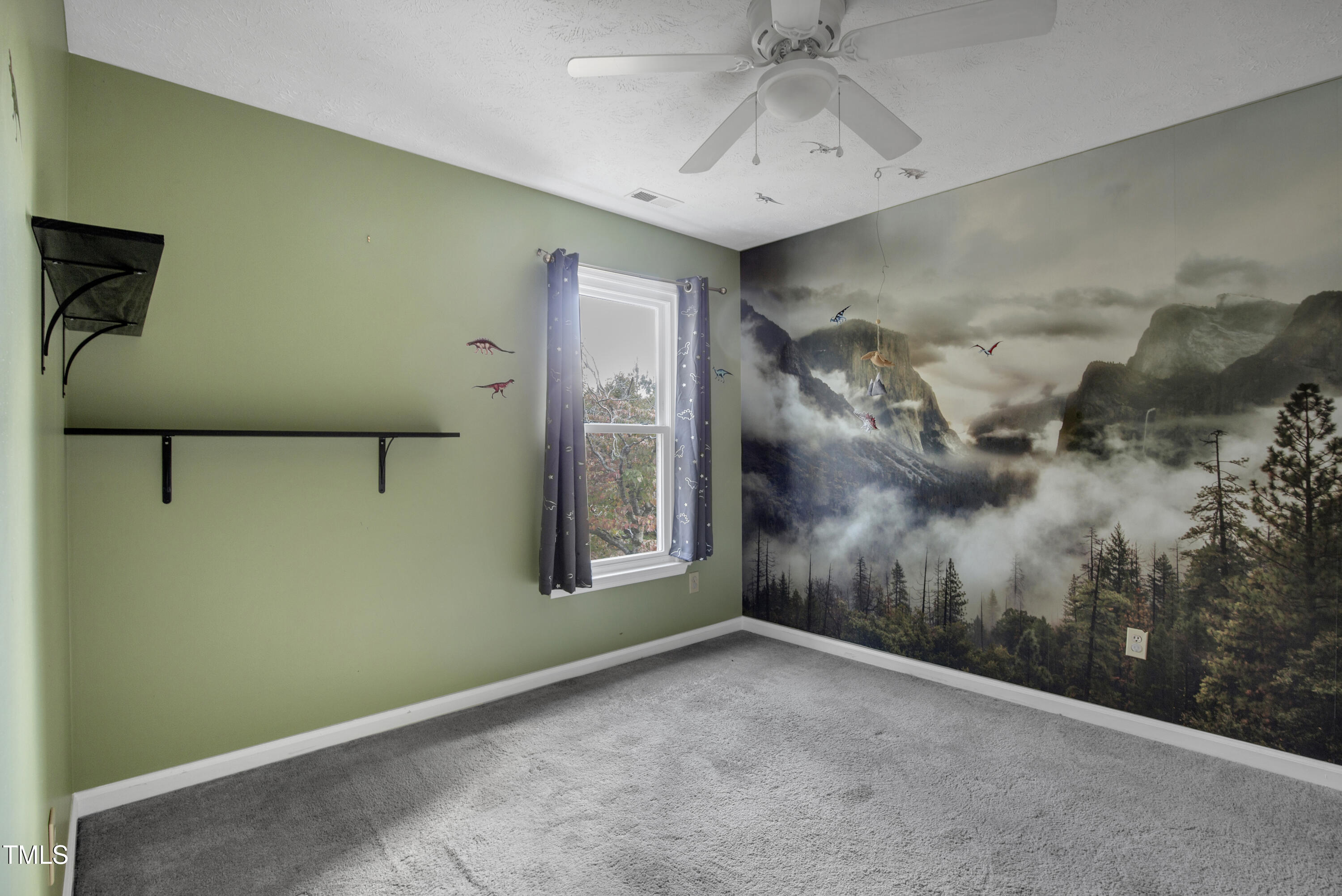 937 Flintwood Road