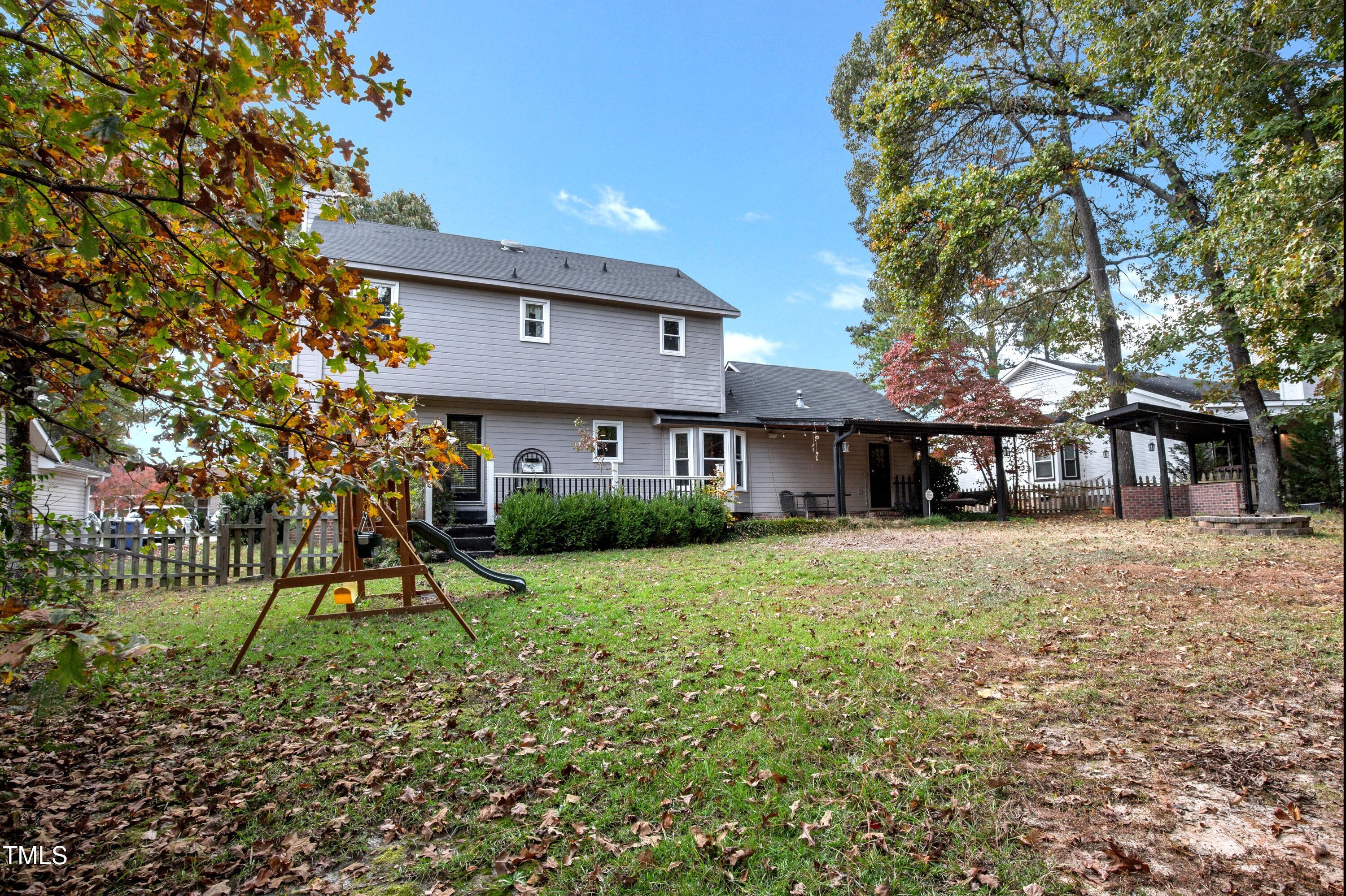 937 Flintwood Road