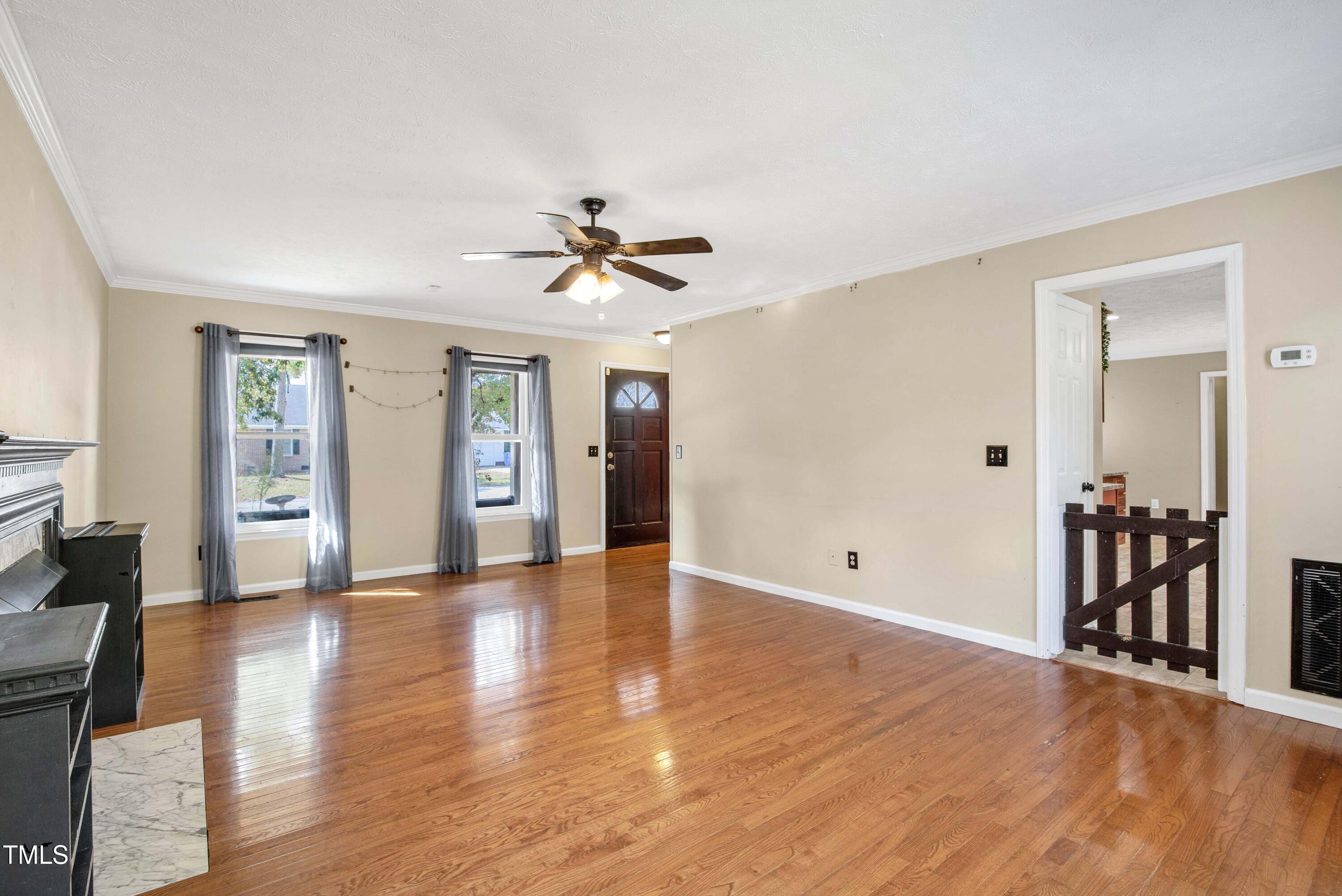 937 Flintwood Road
