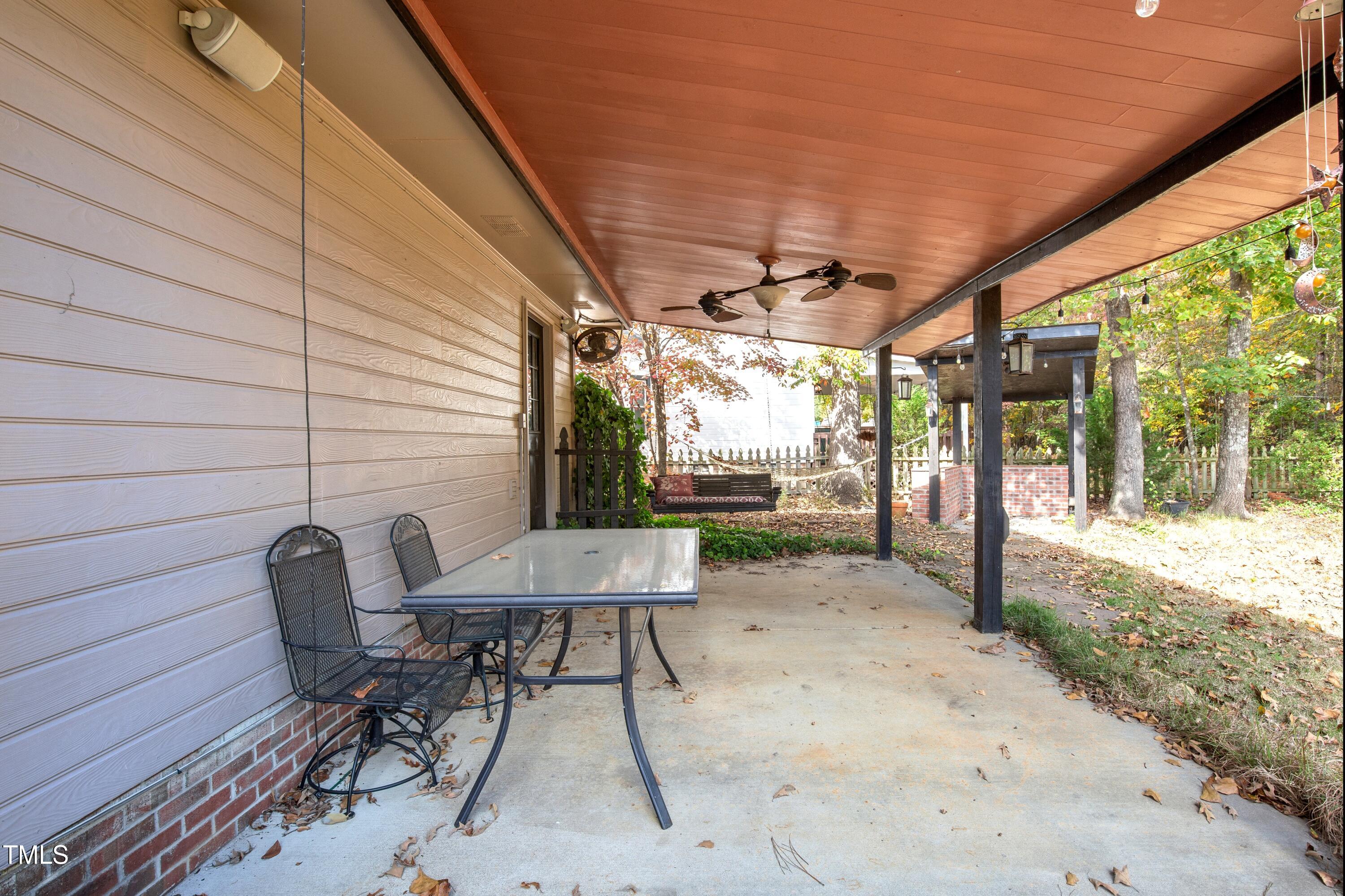 937 Flintwood Road