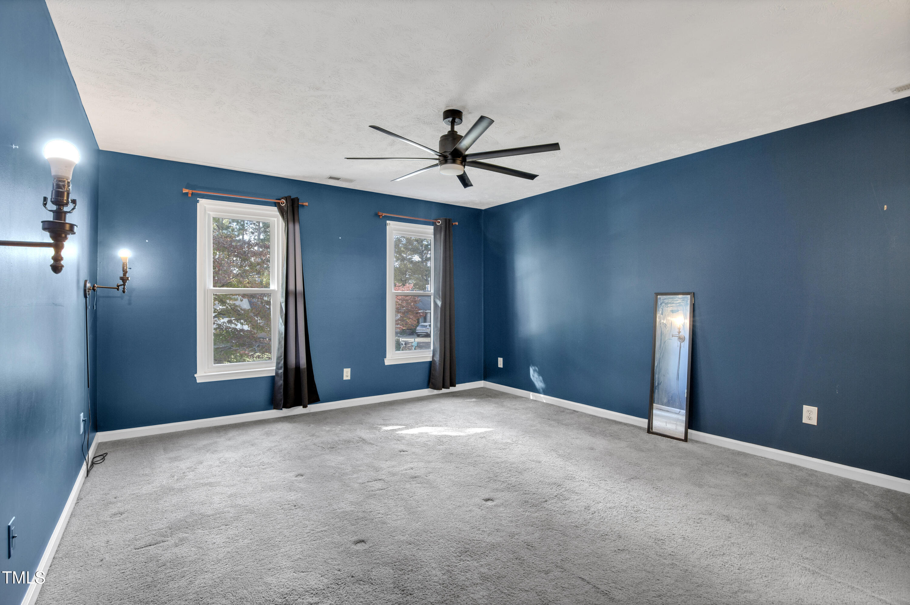 937 Flintwood Road