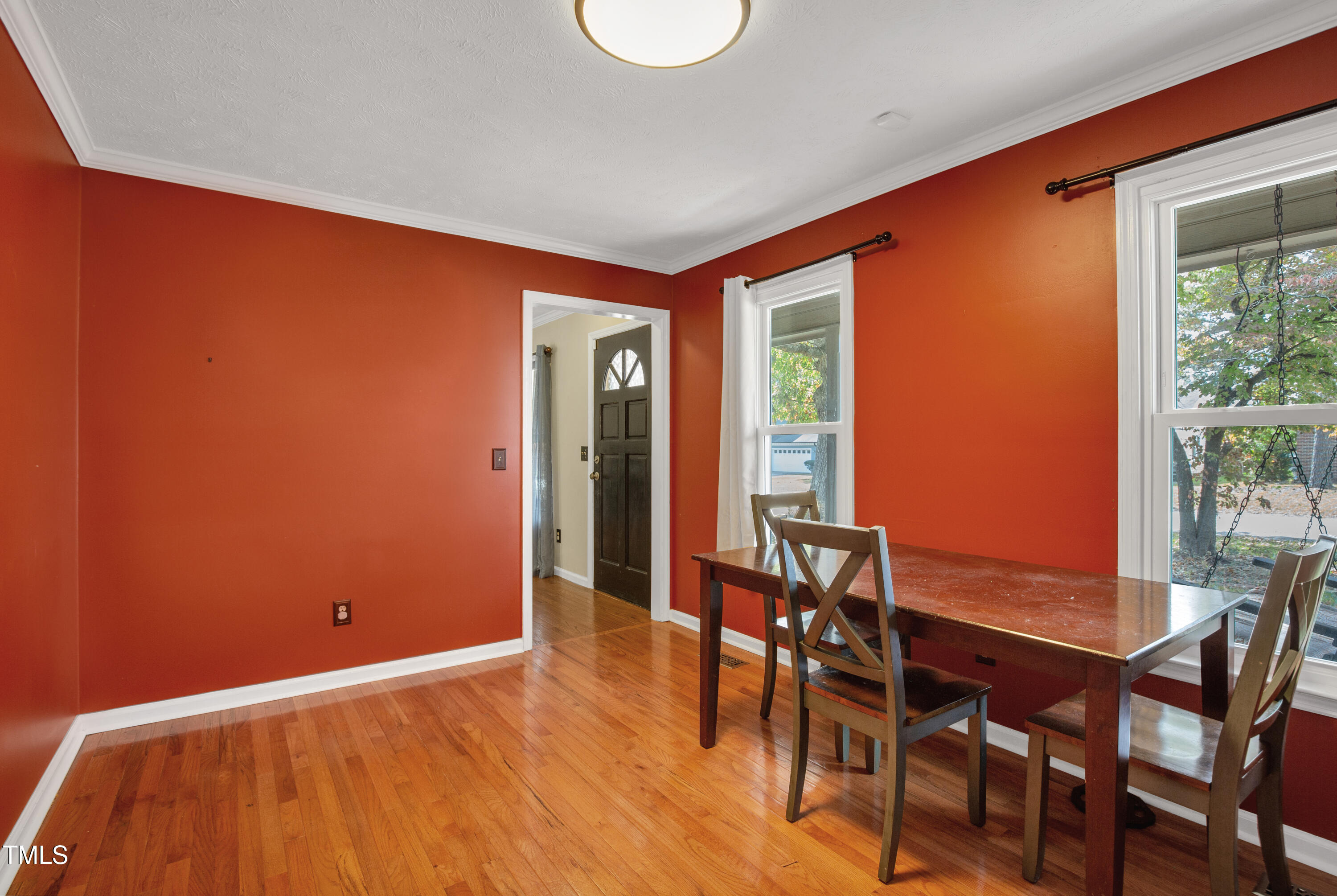 937 Flintwood Road