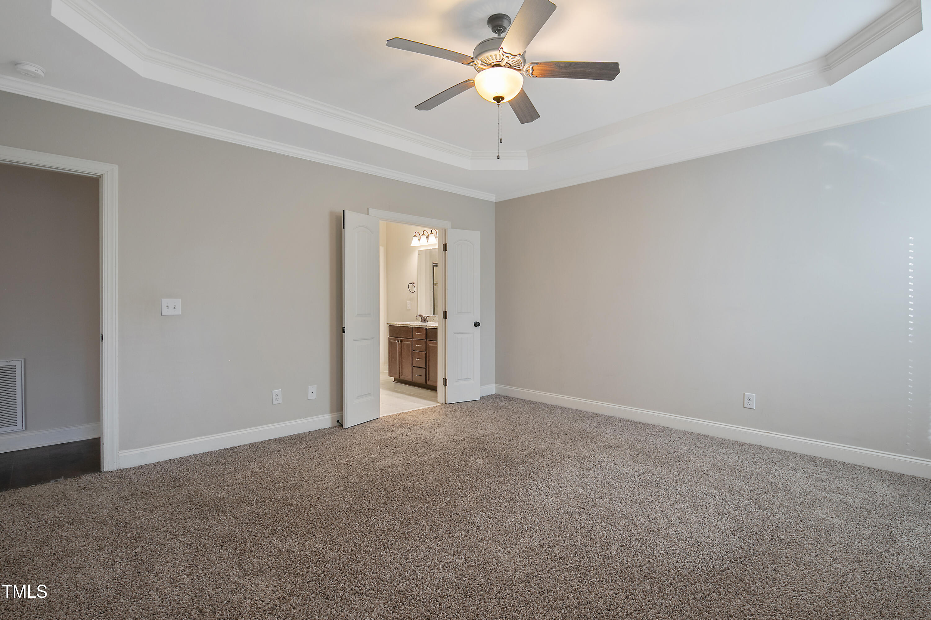 98 Valley Brook Ln