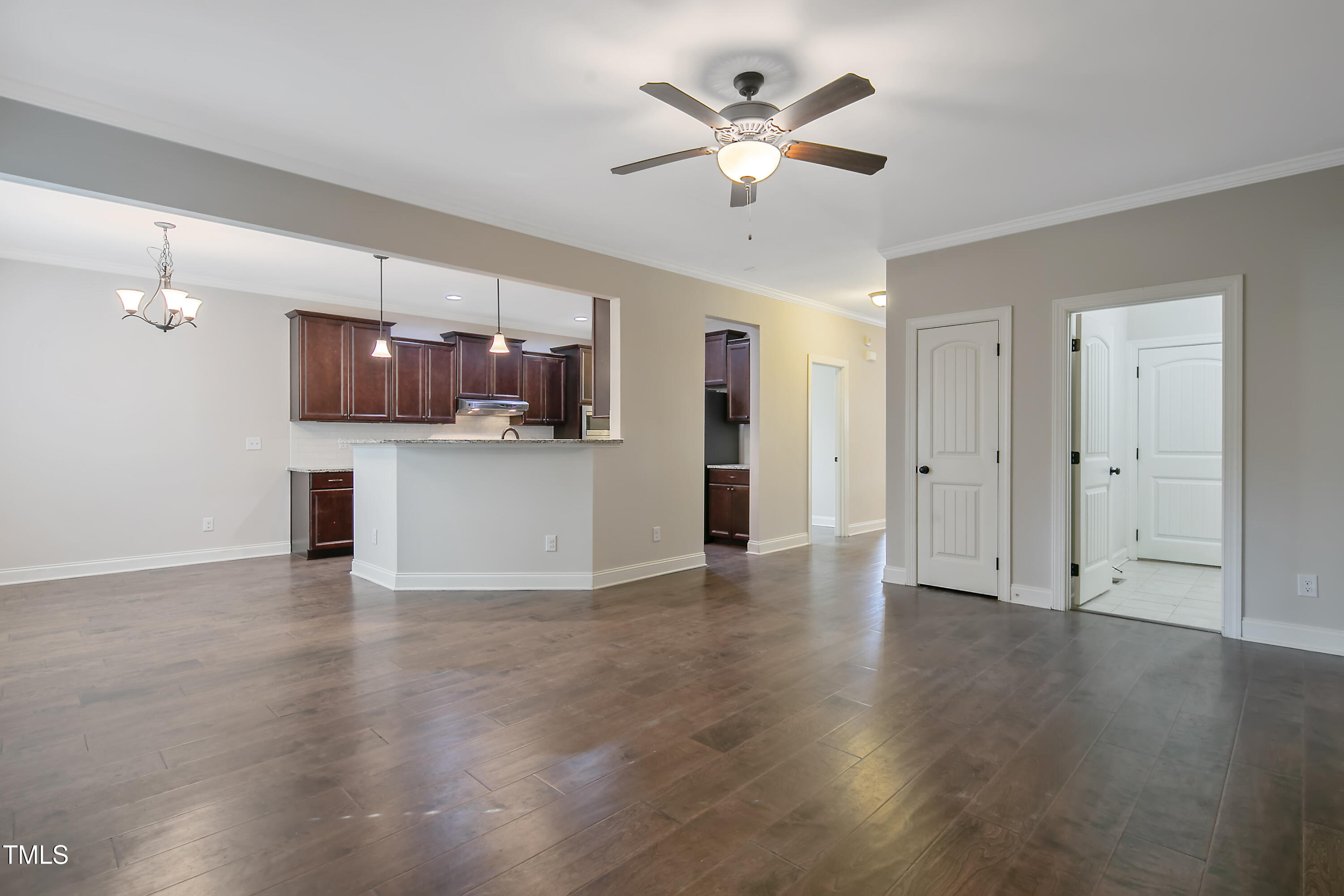 98 Valley Brook Ln