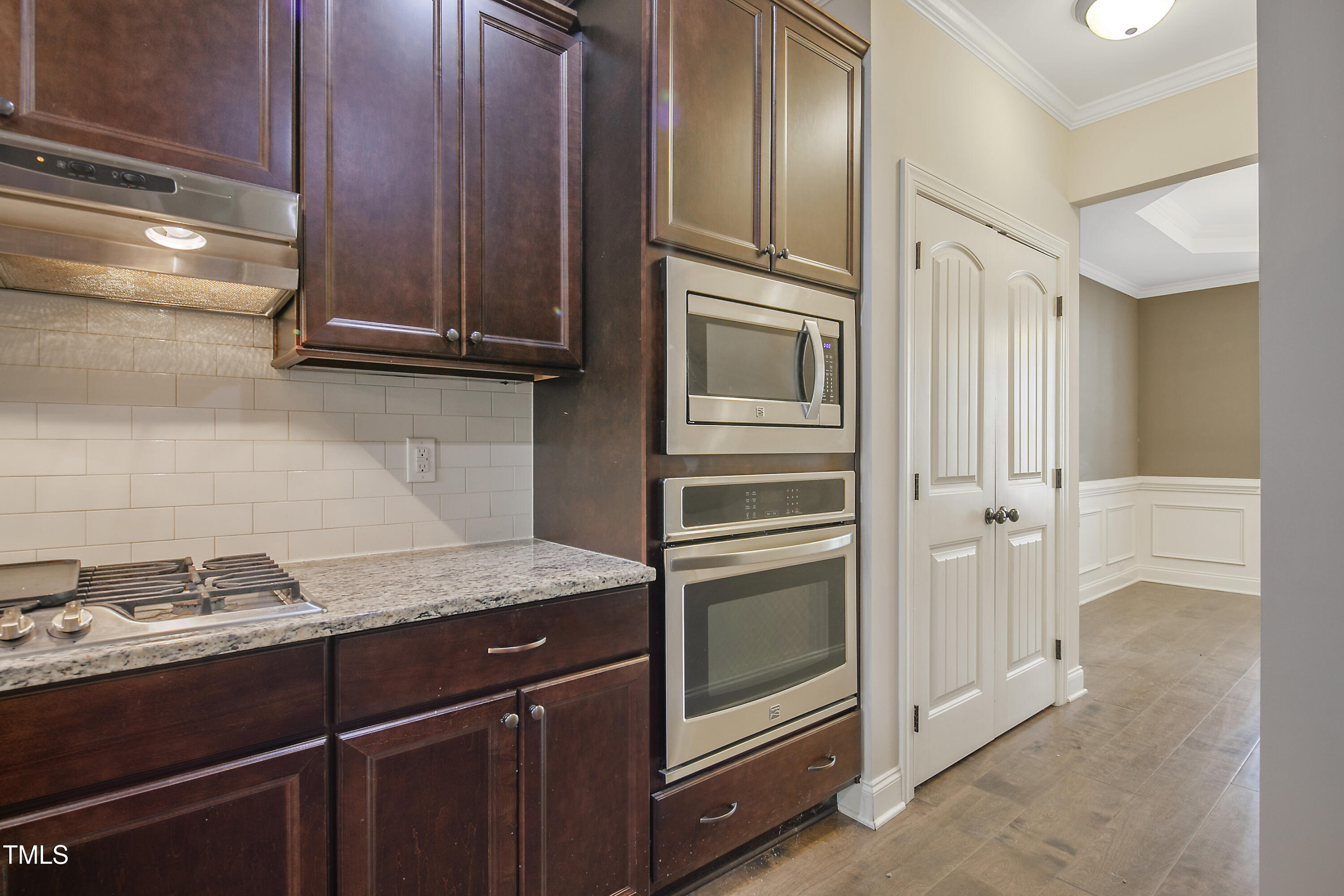 98 Valley Brook Ln
