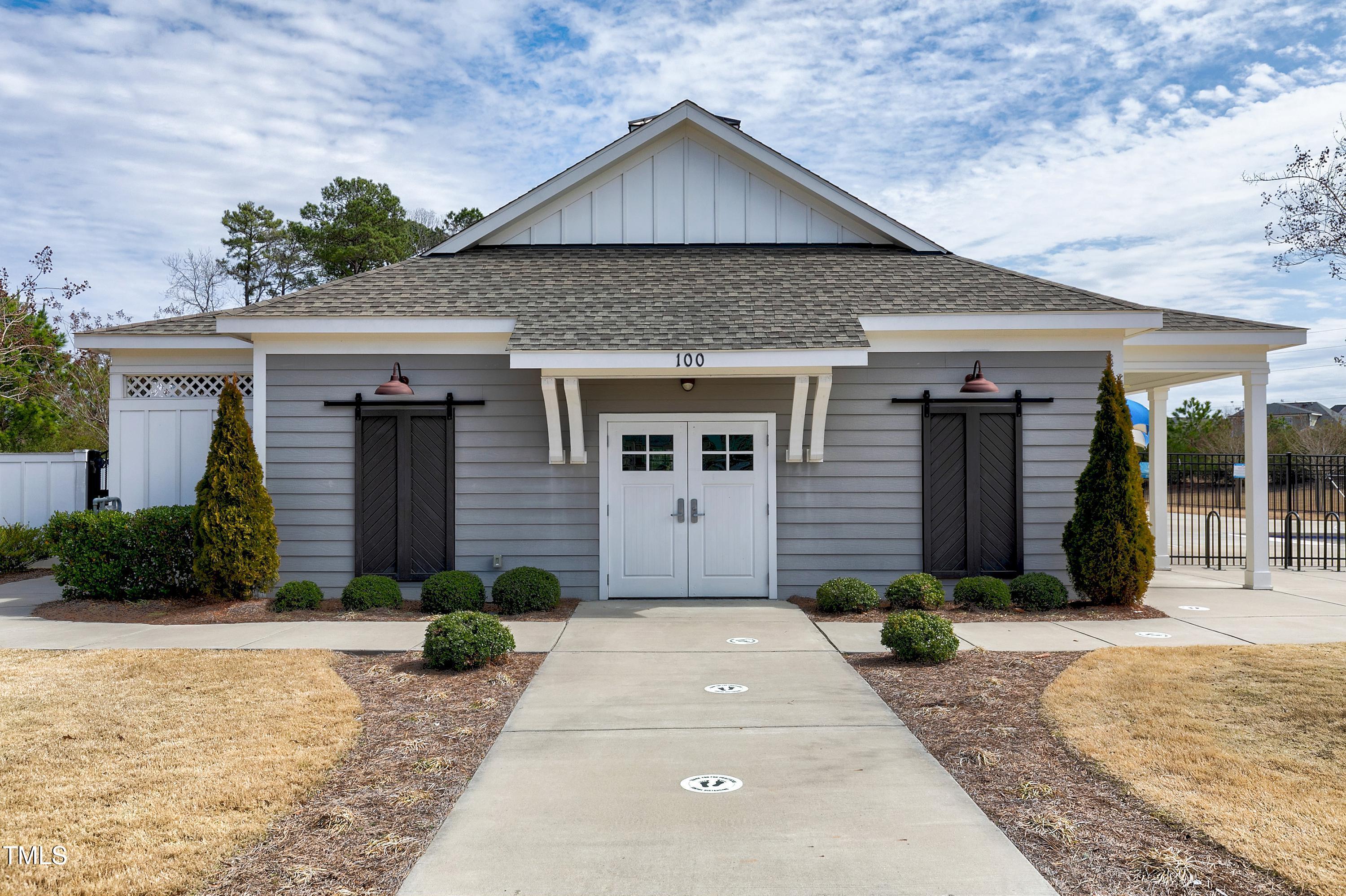 210 Sunset Bluffs Drive